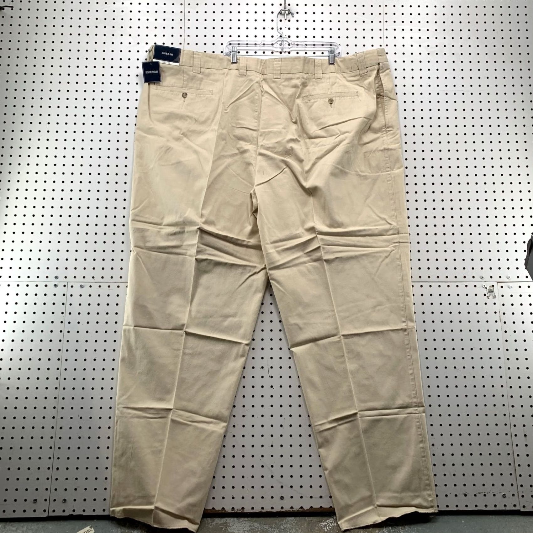 Haggar Haggar Beige Khaki Chino Pleated Pants Mens BIG Size 60 60x37 Vintage? No. Size US 44 / EU 60 - 7 Thumbnail