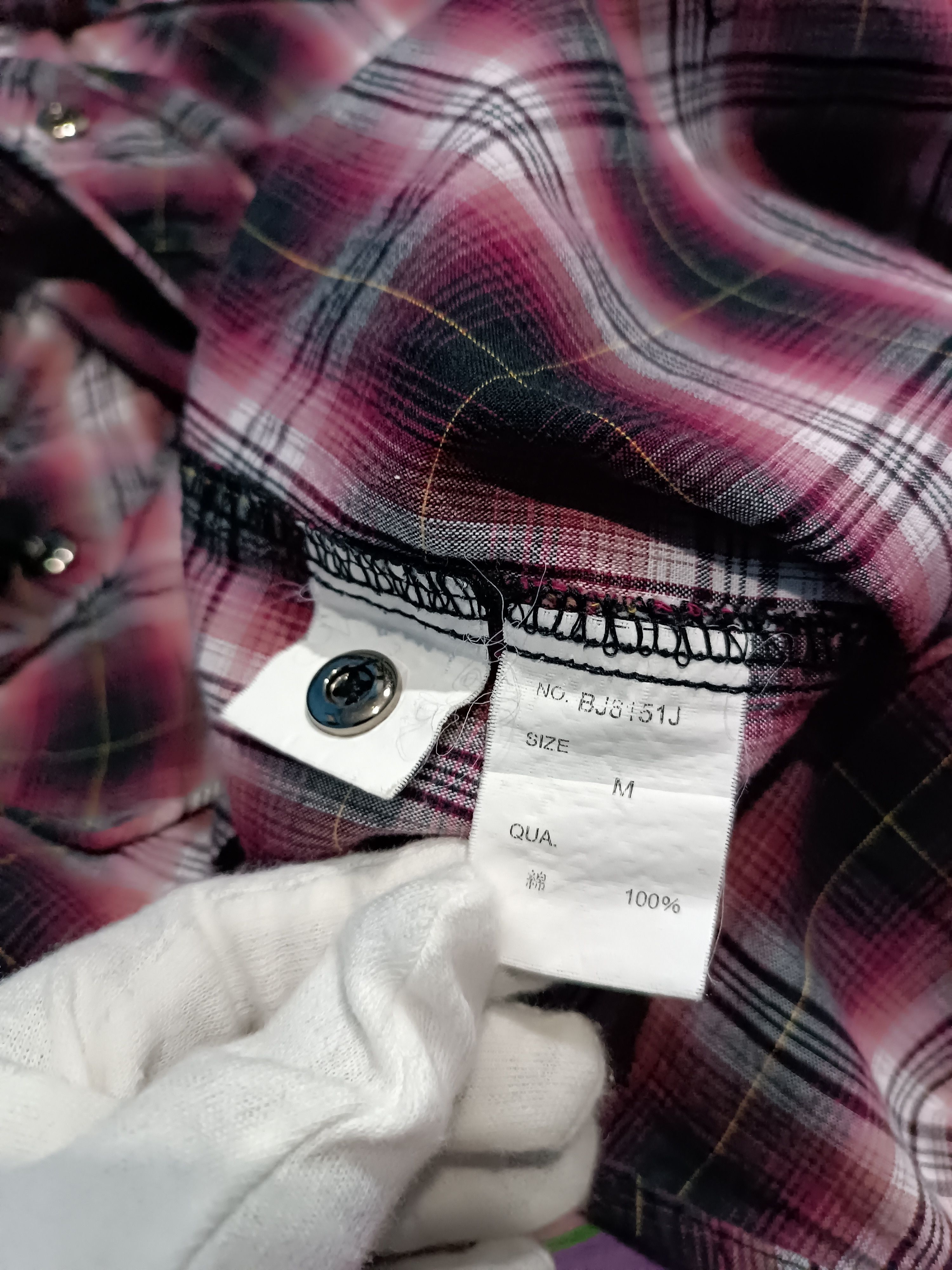 Vintage Vintage Y2K Bad Boy Plaid Print and Patch Shirt Size US M / EU 48-50 / 2 - 6 Thumbnail