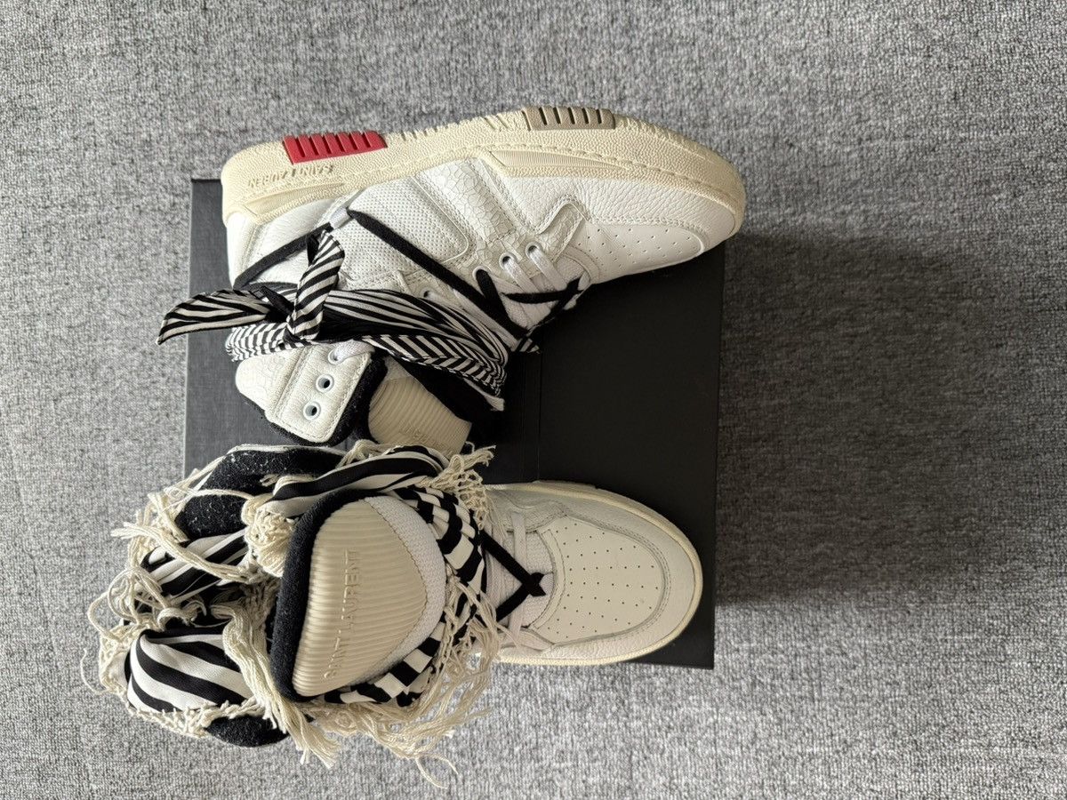 Saint Laurent Paris Saint Laurent Smith bandana-detail high-top Sneakers Size US 9 / EU 42 - 6 Thumbnail