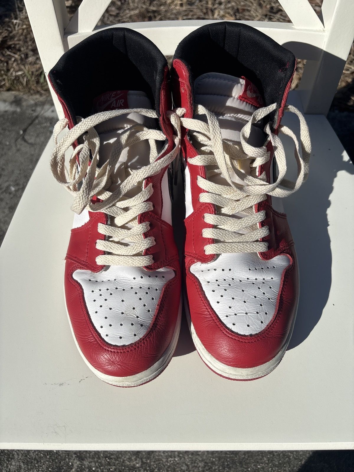 Jordan Brand 1994 Air Jordan 1 “Chicago” Size US 11 / EU 44 - 3 Thumbnail
