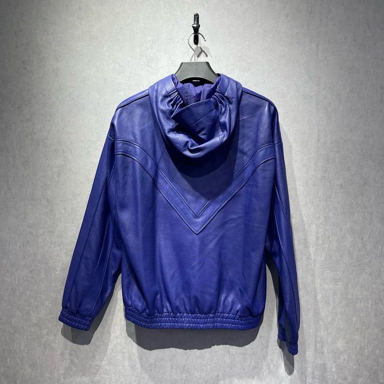 Louis Vuitton LOUIS VUITTON Purple logo print hooded leather jacket Size US L / EU 52-54 / 3 - 2 Thumbnail