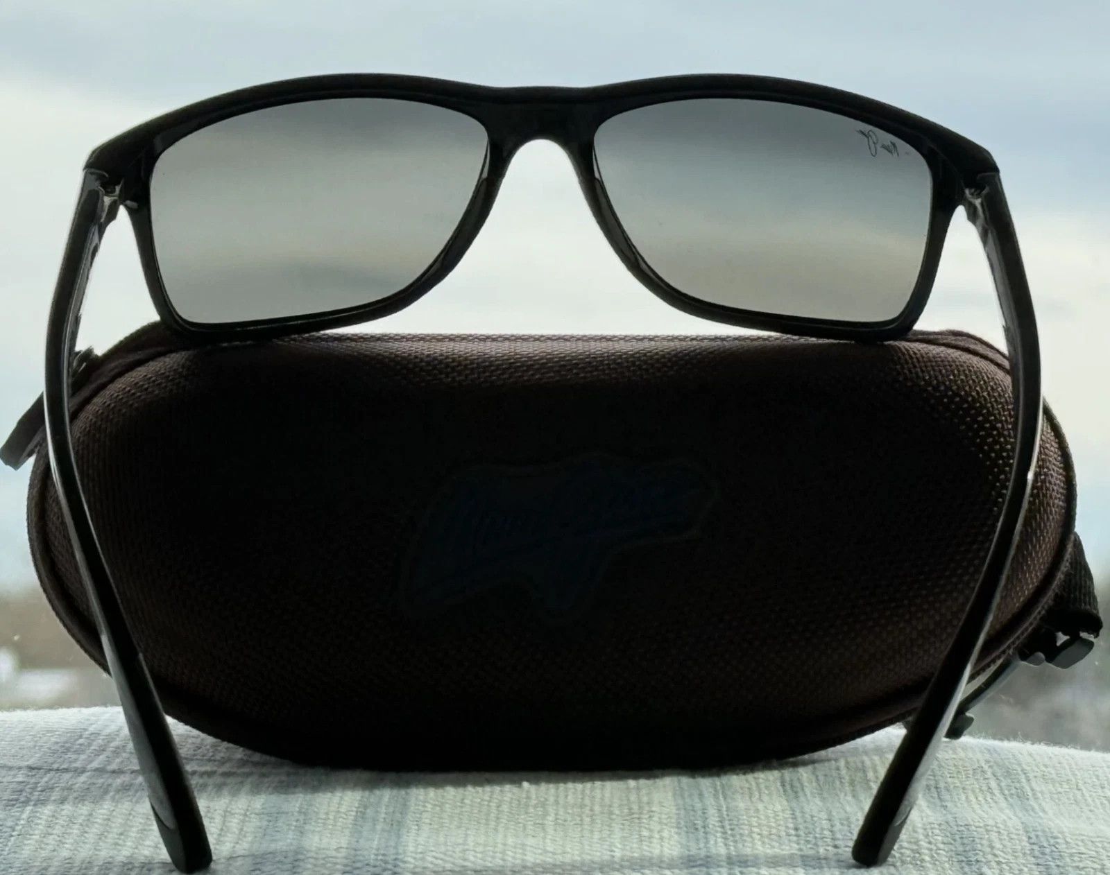Oliver Peoples Maui Jim ONSHORE 58mm Polarized Sunglasses 798-02 Size ONE SIZE - 9 Thumbnail