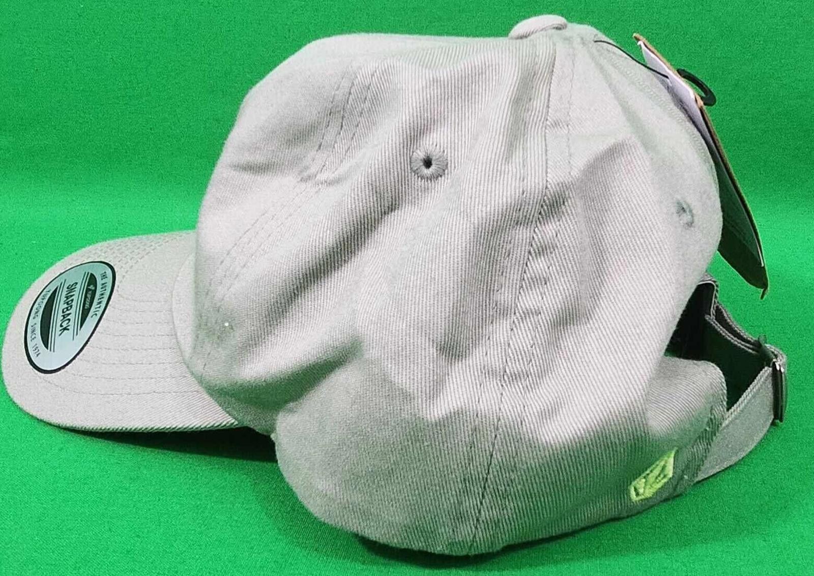 The Unbranded Brand Vintage Snapback Cap with Flower and Smiley Design Size ONE SIZE - 3 Thumbnail