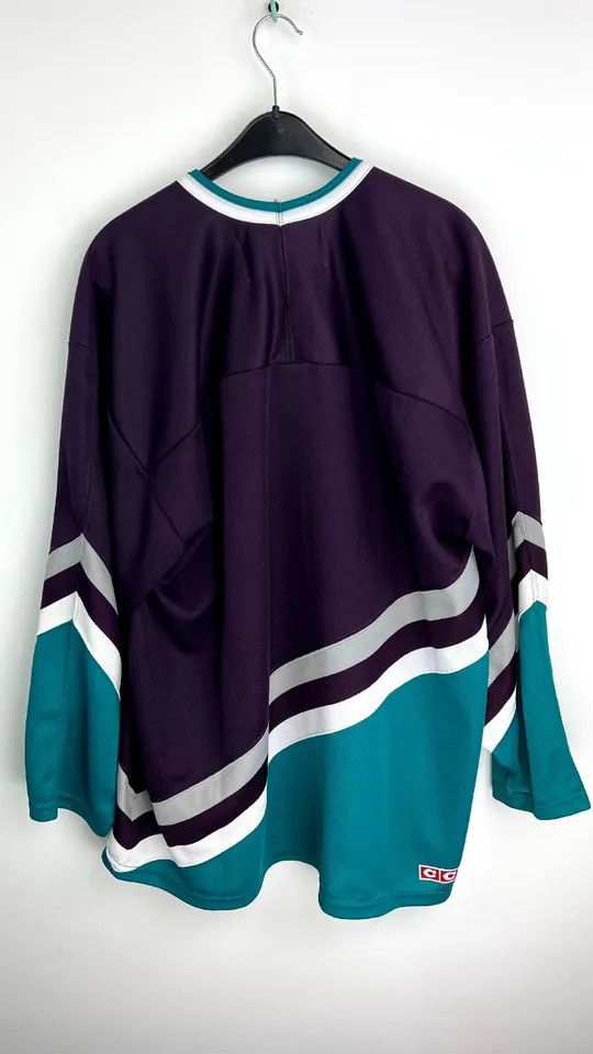 NHL Vintage CCM NHL Anaheim Mighty Ducks Hockey Jersey Size US XL / EU 56 / 4 - 4 Thumbnail