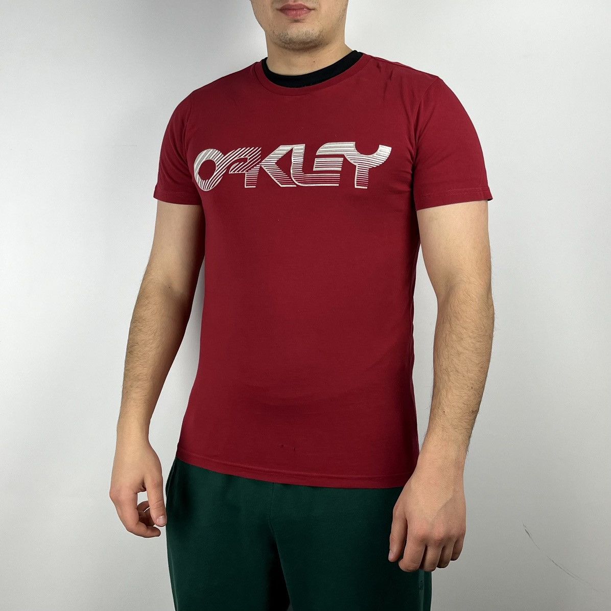 Oakley Oakley T-shirt big logo size Medium Size US M / EU 48-50 / 2 - 1 Thumbnail