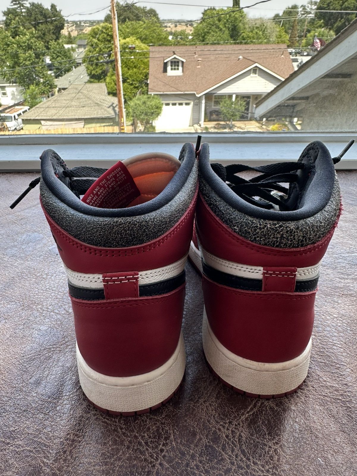 Jordan Brand Jordan 1 Lost and Found 6.5 Y Size US 7.5 / IT 37.5 - 5 Thumbnail