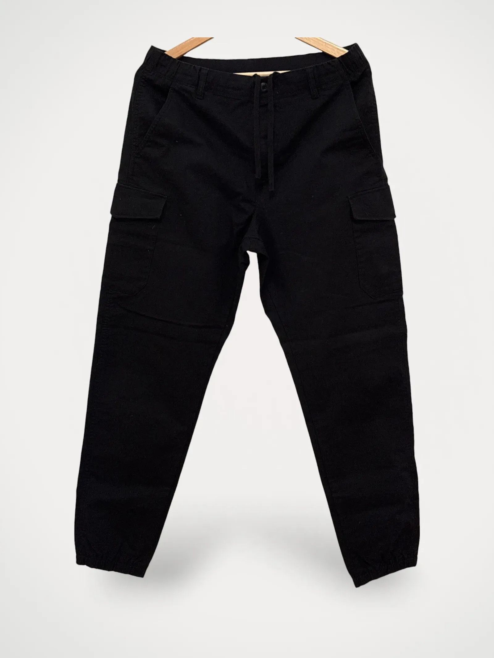 Uniqlo Uniqlo Pants Size 28" / US 6 / IT 42 - 1 Thumbnail