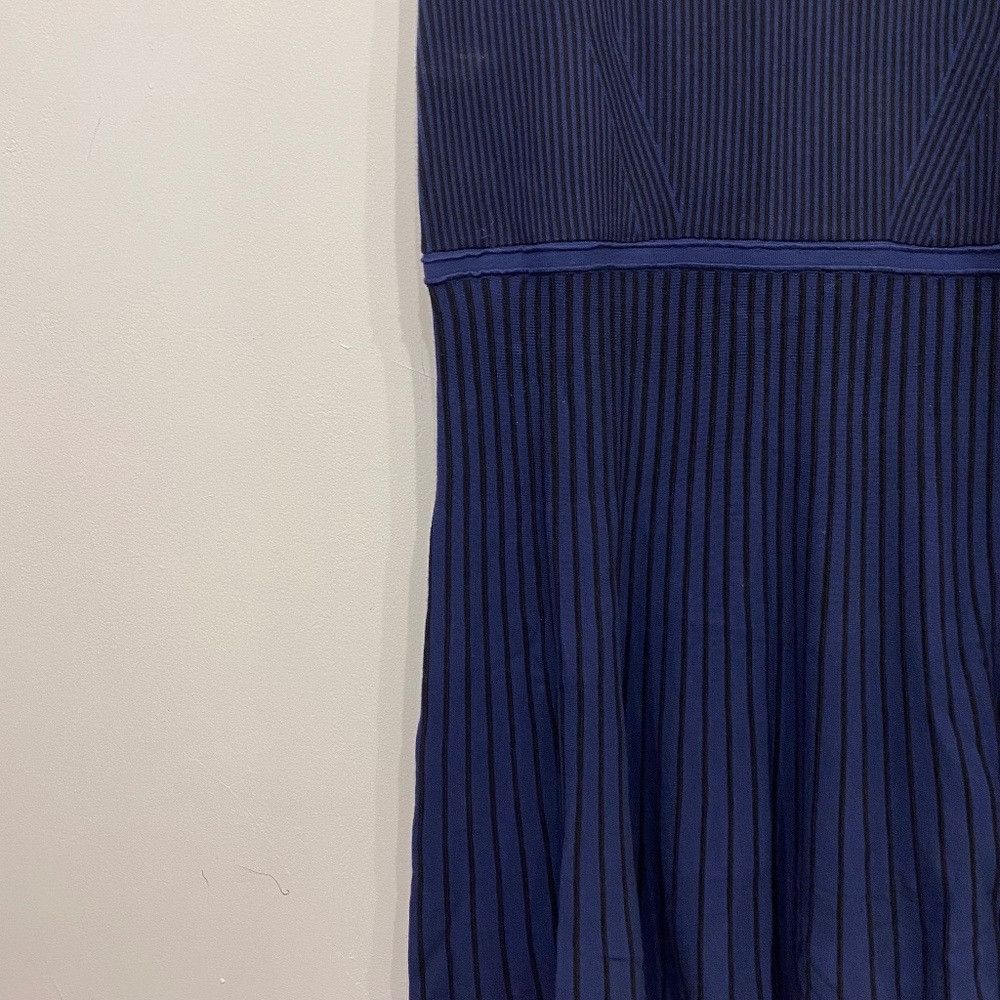Banana Republic Banana Republic Knit Fit and Flare Black and Blue Striped Sw Size XXL / US 16-18 / IT 52-54 - 2 Thumbnail
