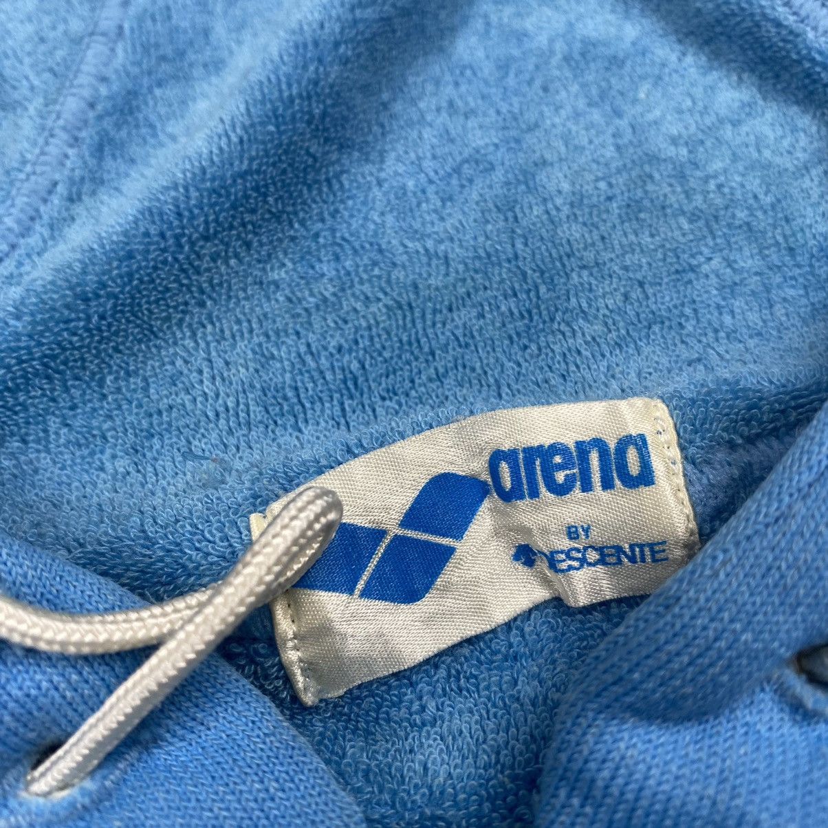 Descente × Japanese Brand 90s Arena Sports by Descente Slimfit Zipped Up Size US S / EU 44-46 / 1 - 5 Thumbnail