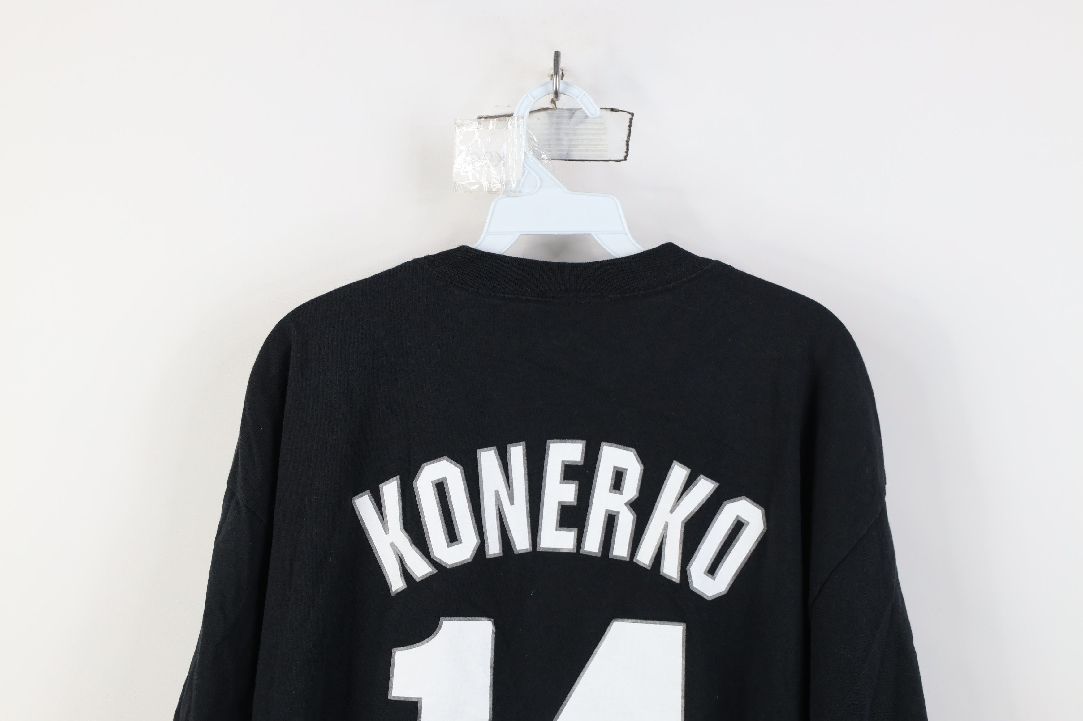Majestic Vintage 90s Majestic Konerko Chicago White Jersey T-Shirt Size US XL / EU 56 / 4 - 14 Thumbnail