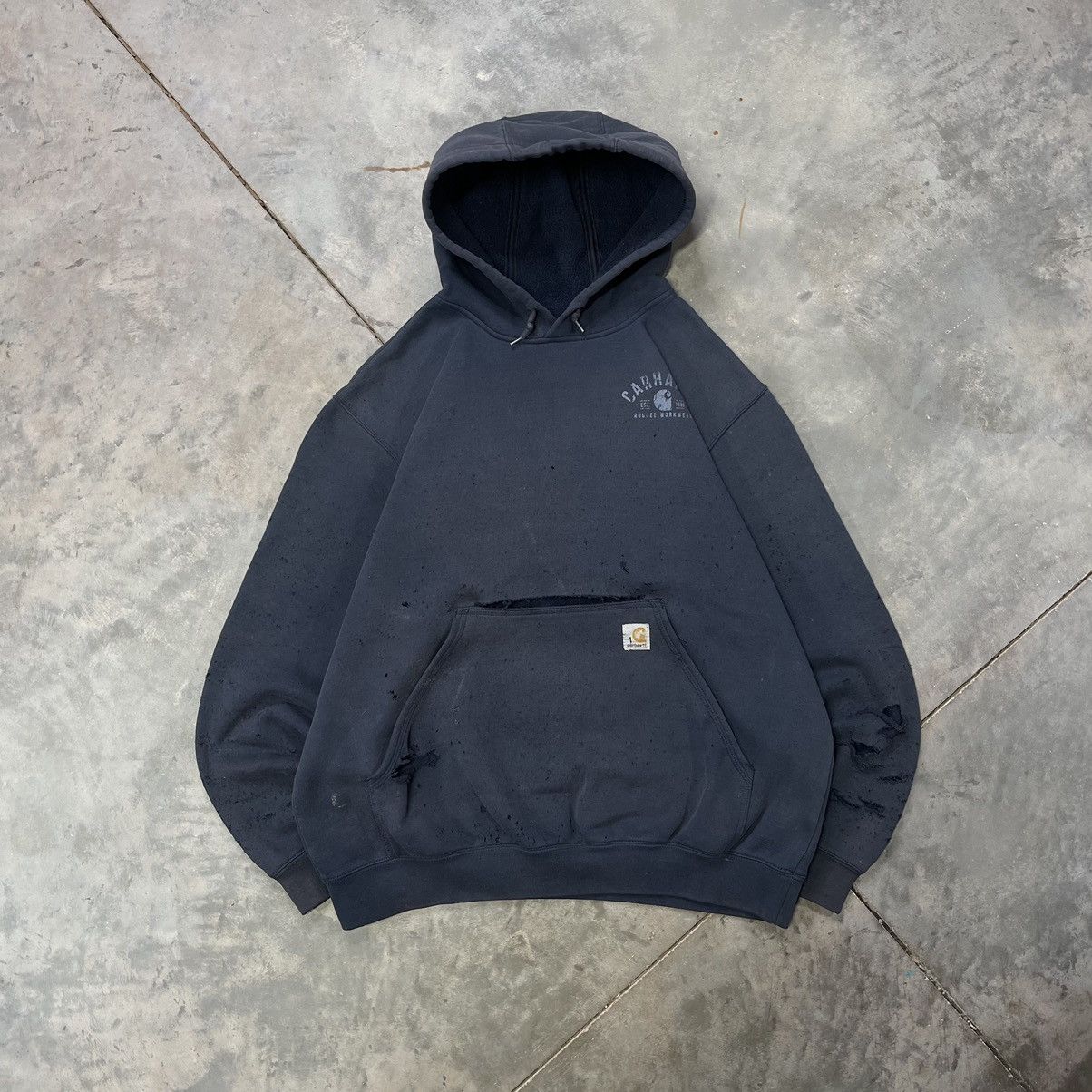 Carhartt Vintage Carhartt Hoodie Sweatshirt Thrashed Faded 2000s Size US L / EU 52-54 / 3 - 1 Thumbnail