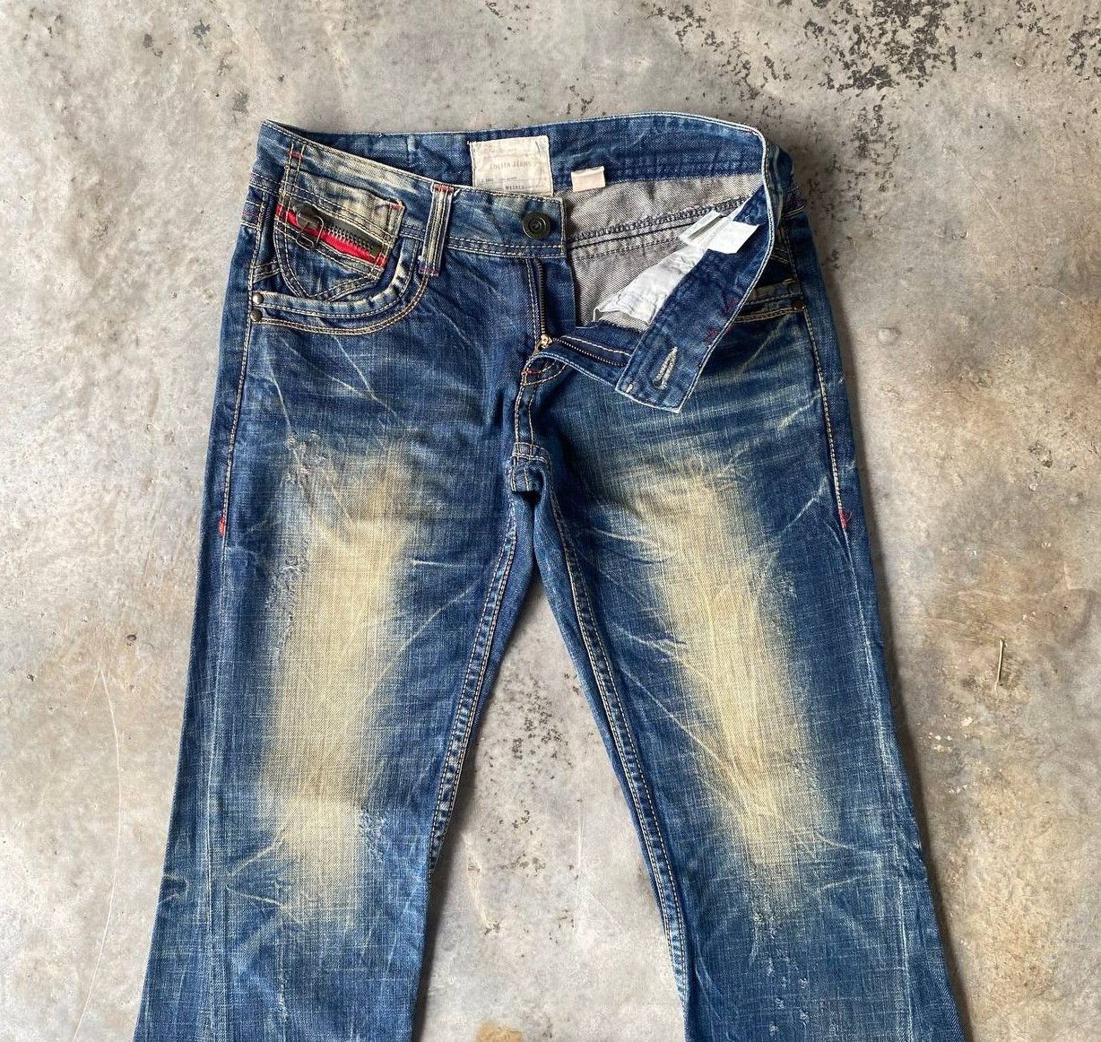 Japanese Brand VINTAGE LOLITA FLARED MUD-WASH RUSTY CLAWMARKS TWISTED SEAM Size US 29 - 9 Thumbnail