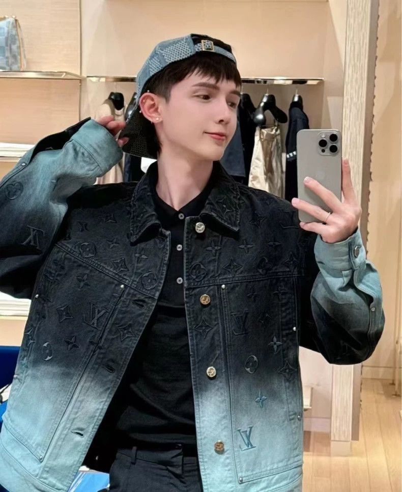 Louis Vuitton LV Embroidered Gradient Denim Jacket-2507 Size US M / EU 48-50 / 2 - 5 Thumbnail