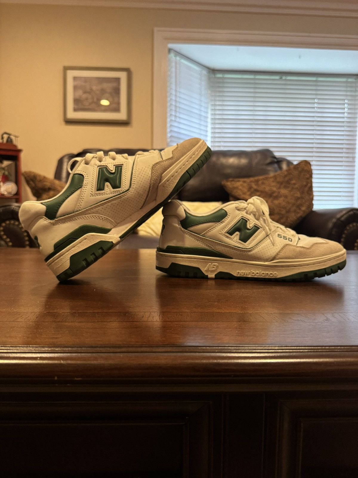 New Balance New Balance 550 - Green Size US 9.5 / EU 42-43 - 1 Thumbnail