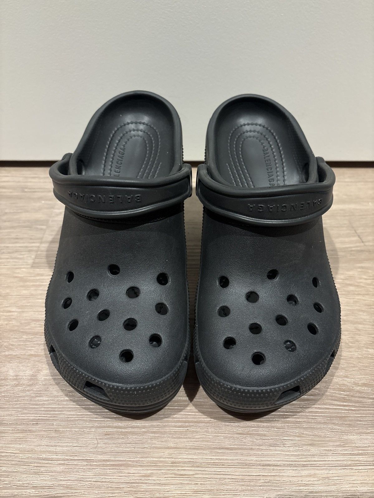 Balenciaga Balenciaga heeled crocs Size US 9 / IT 39 - 2 Thumbnail