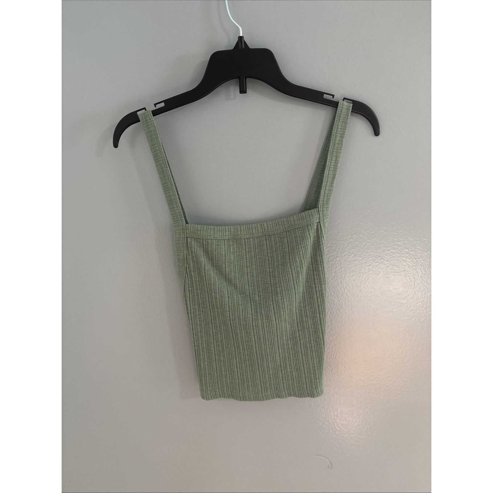 American Eagle Outfitters American Eagle Green Tank Size L / US 10 / IT 46 - 1 Thumbnail