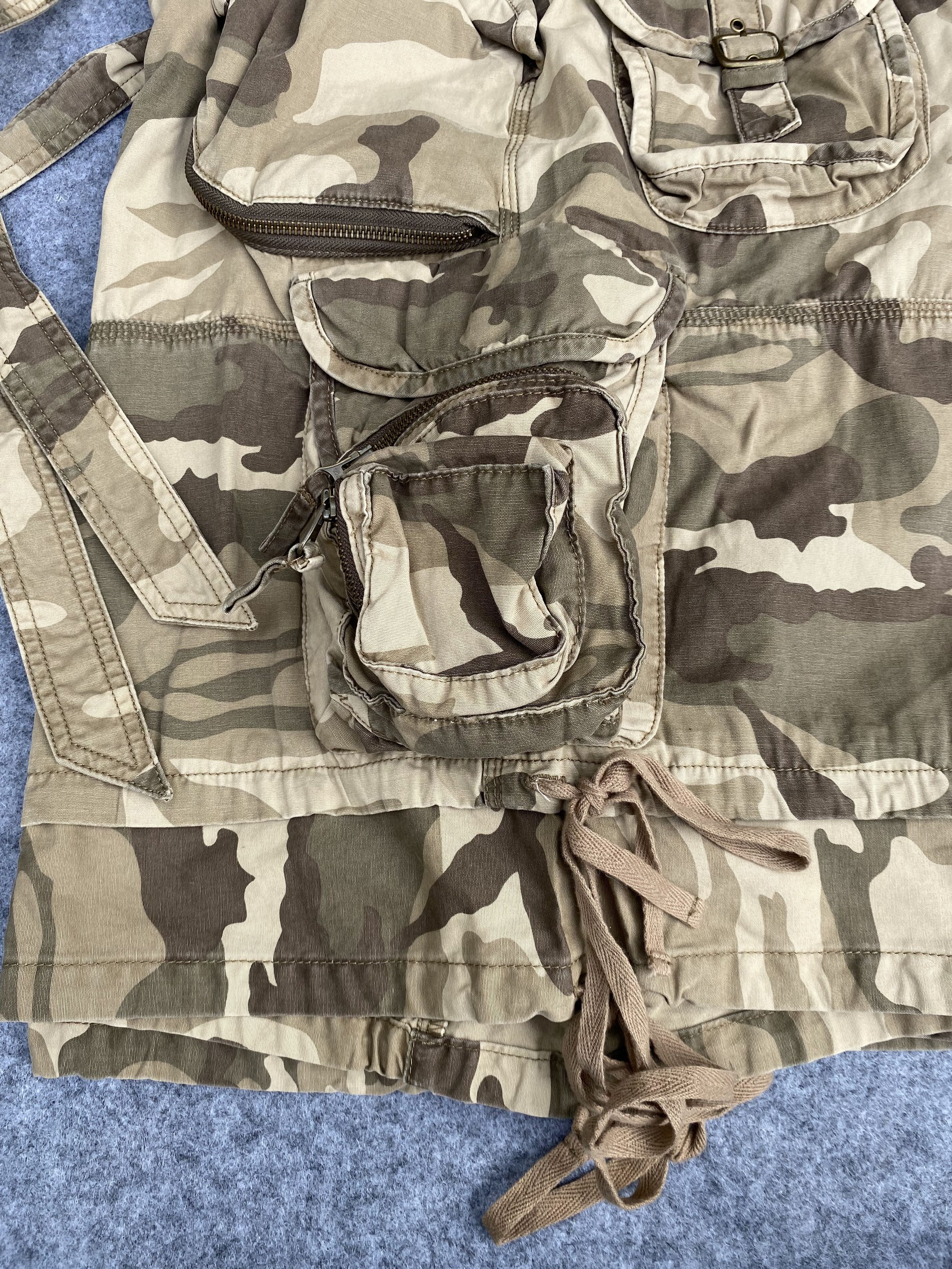 Hysteric Glamour × If Six Was Nine × Japanese Brand As know as super wide cargo short Size US 32 / EU 48 - 13 Thumbnail
