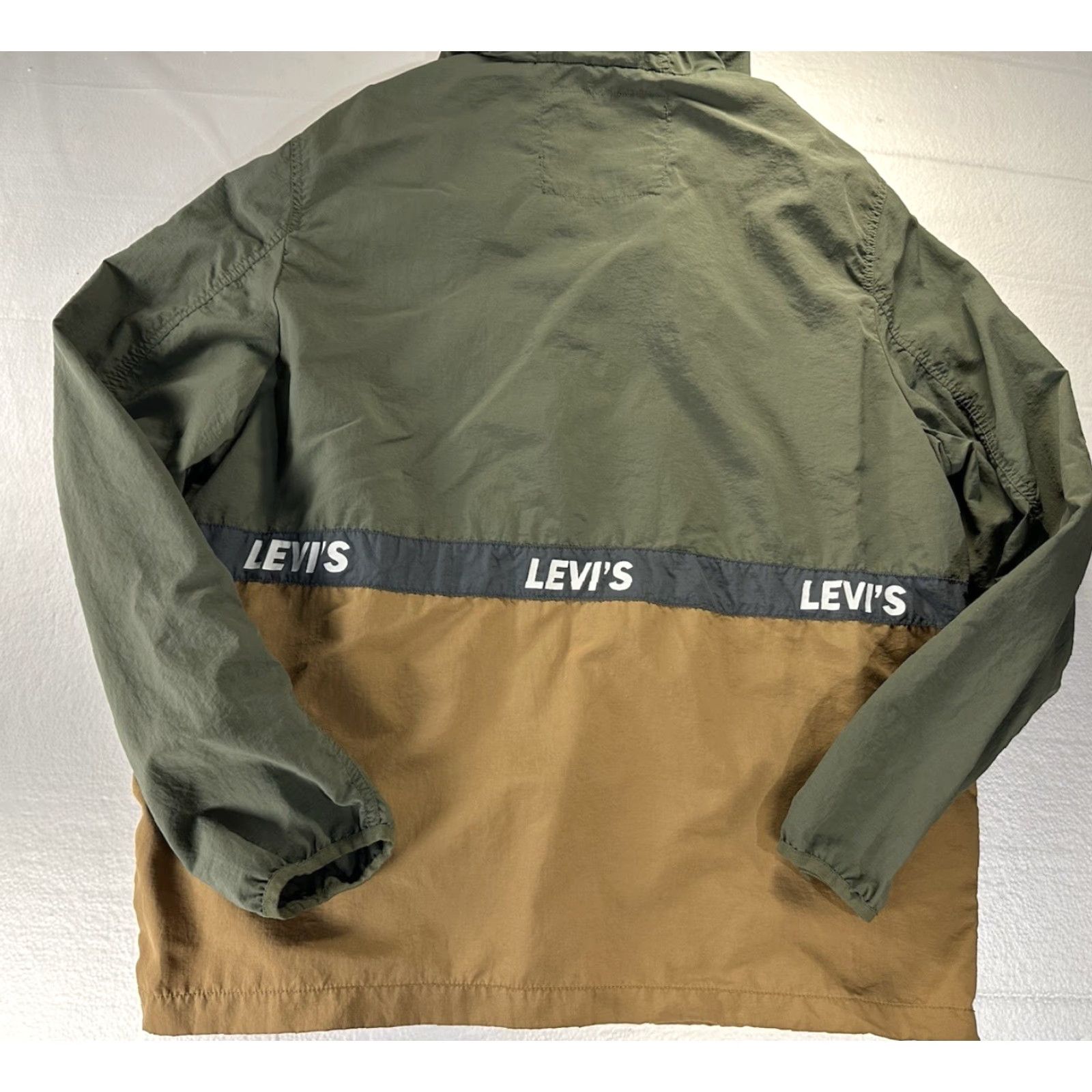 Levi's Levi’s Nylon Pullover Windbreaker Mens Large Olive Tan Relaxed Fit Jacket Size US L / EU 52-54 / 3 - 2 Thumbnail