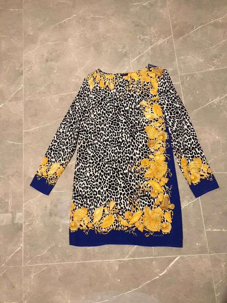 Versace Versace Leopard print mulberry silk dress Size M / US 6-8 / IT 42-44 - 1 Thumbnail