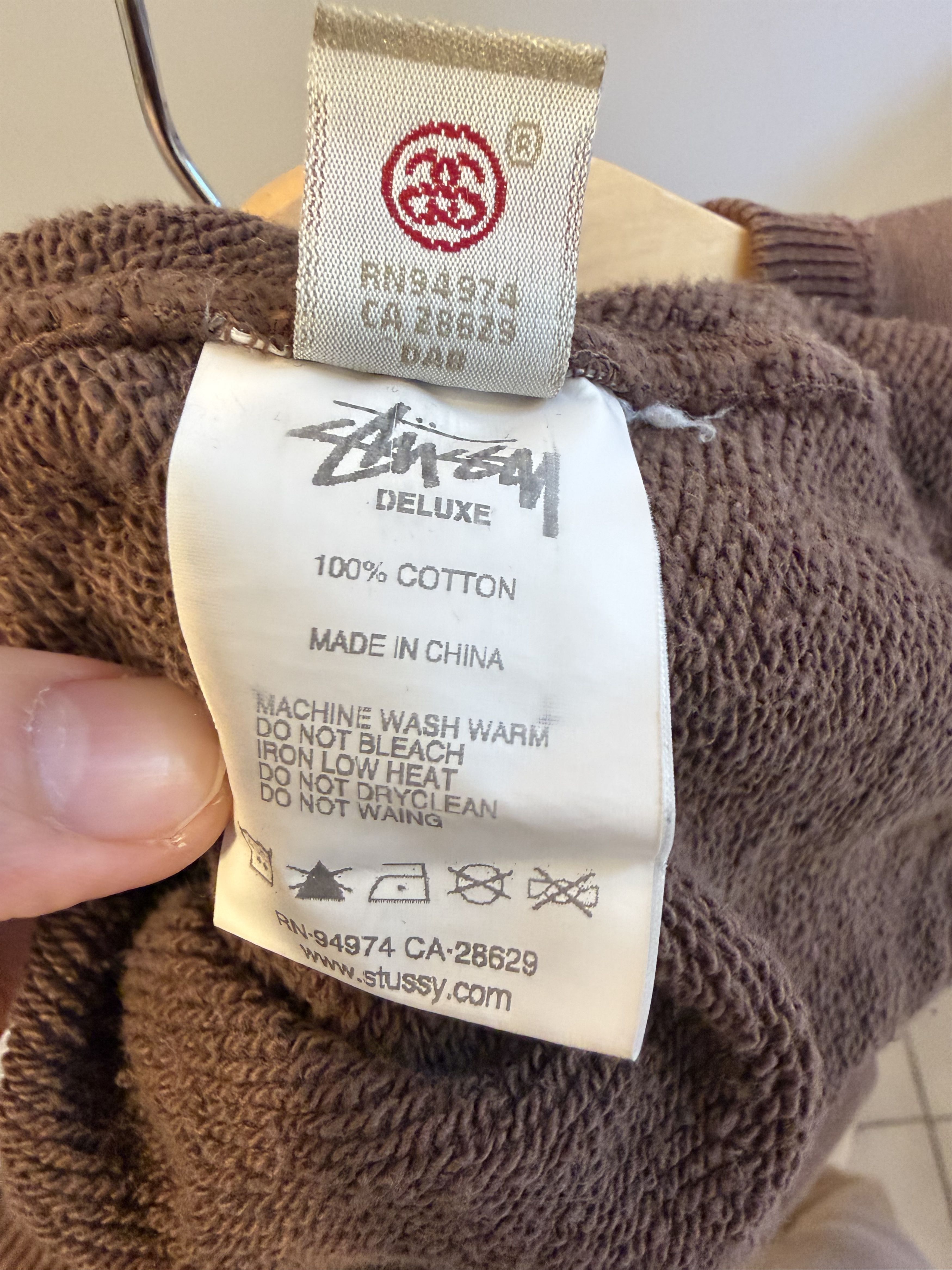Stussy Stüssy Deluxe Crewneck | Brown | Archive World Tour Era Size US M / EU 48-50 / 2 - 4 Thumbnail