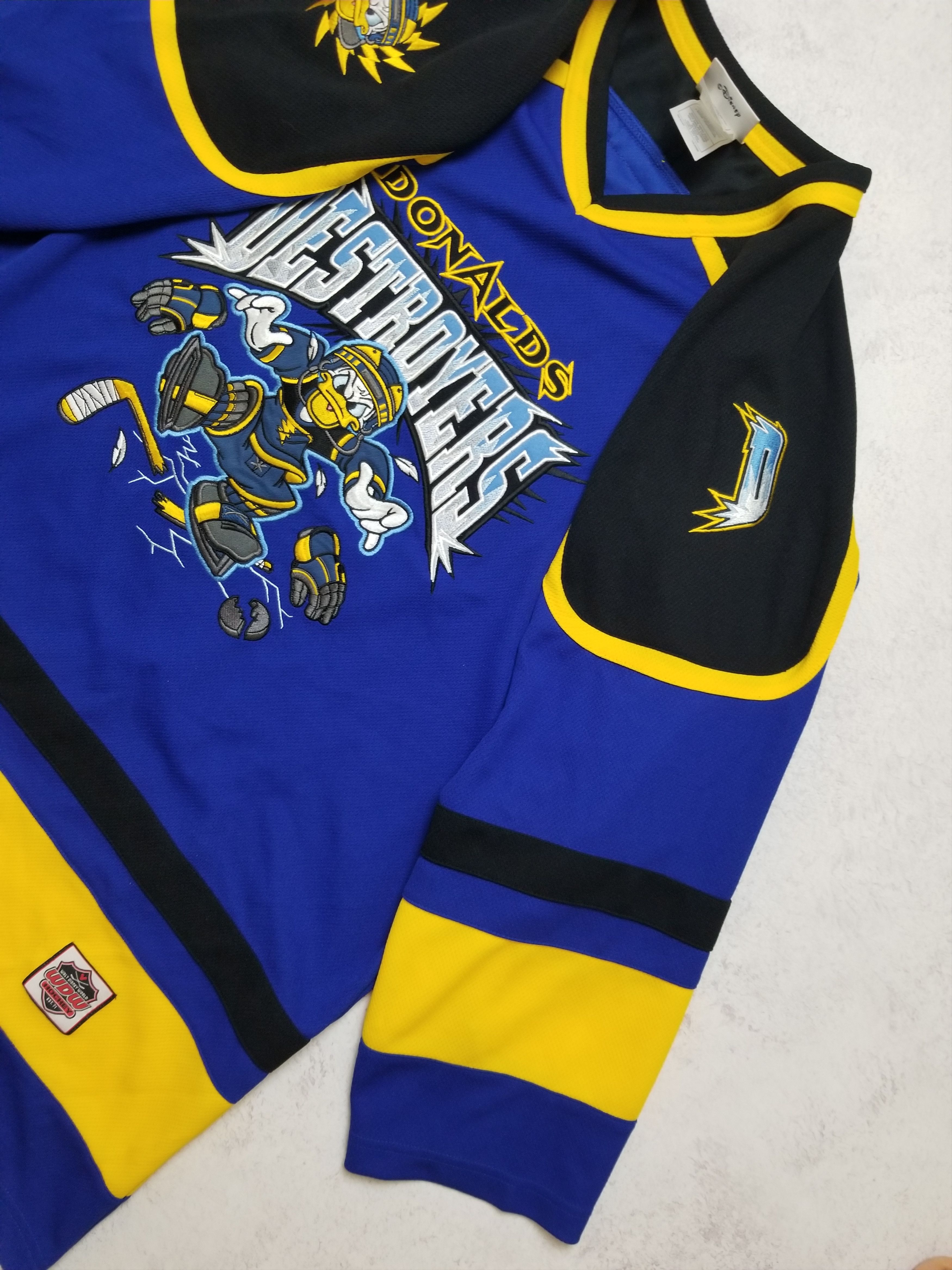 Disney Walt Disney World Kids Donald's Destroyers Hockey Jersey Size US L / EU 52-54 / 3 - 6 Thumbnail