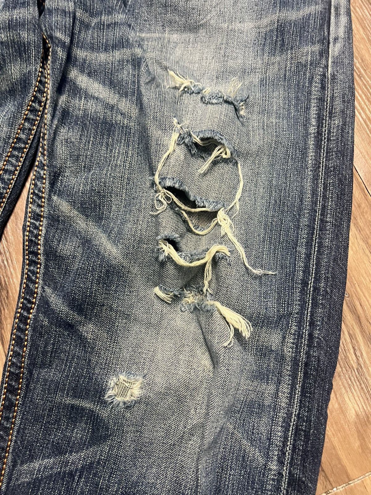 Edwin Edwin Japan Denim Ripped Distressed Relaxed Fit Jeans (42) Size US 30 / EU 46 - 6 Thumbnail