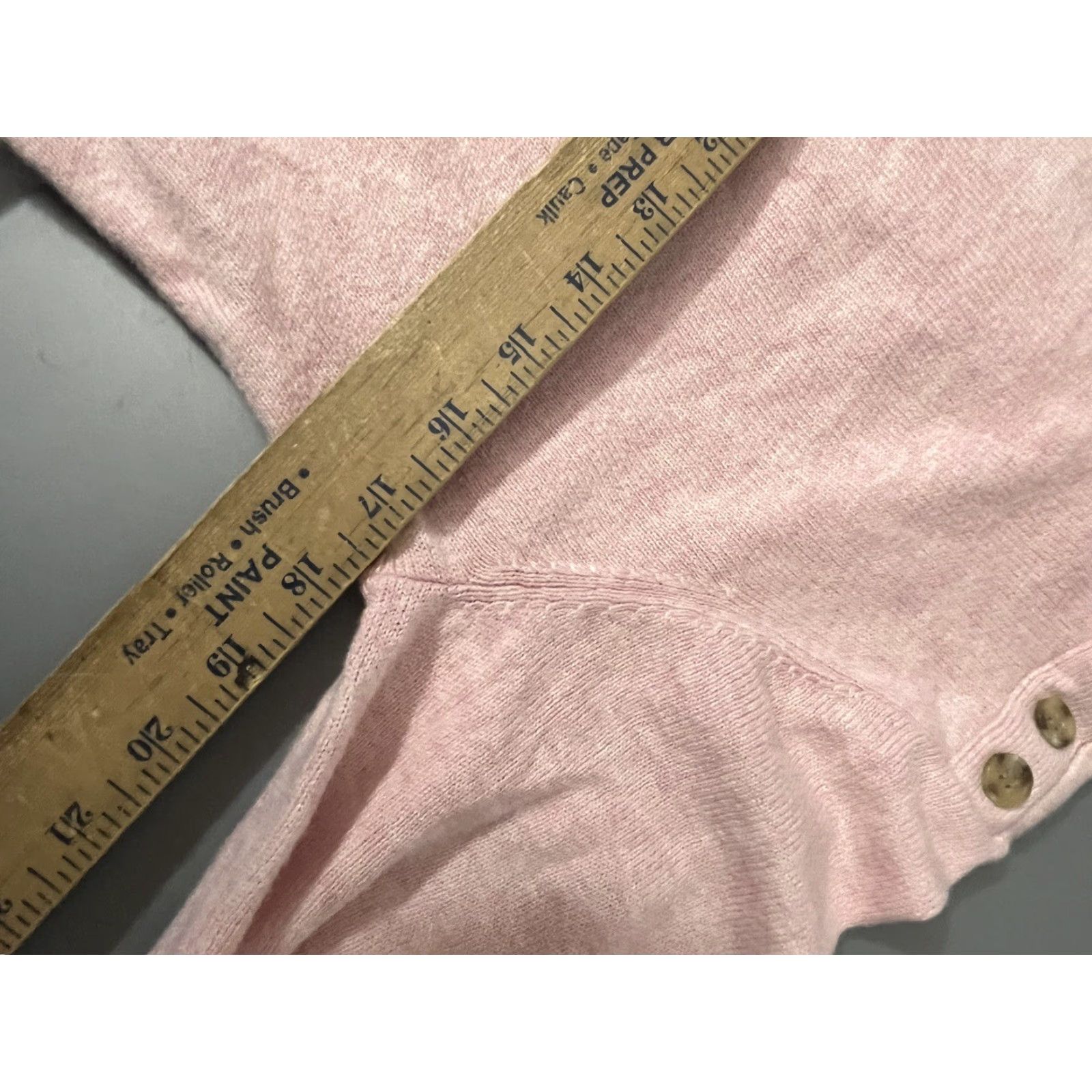 Loft LOFT Solid Pink Shoulder Button Sweater Womens Size Small Long-Sleeve Loft Pink Solid Shoulder Button Sweater Womens Size Small Long-Sleeve Size S / US 4 / IT 40 - 5 Thumbnail