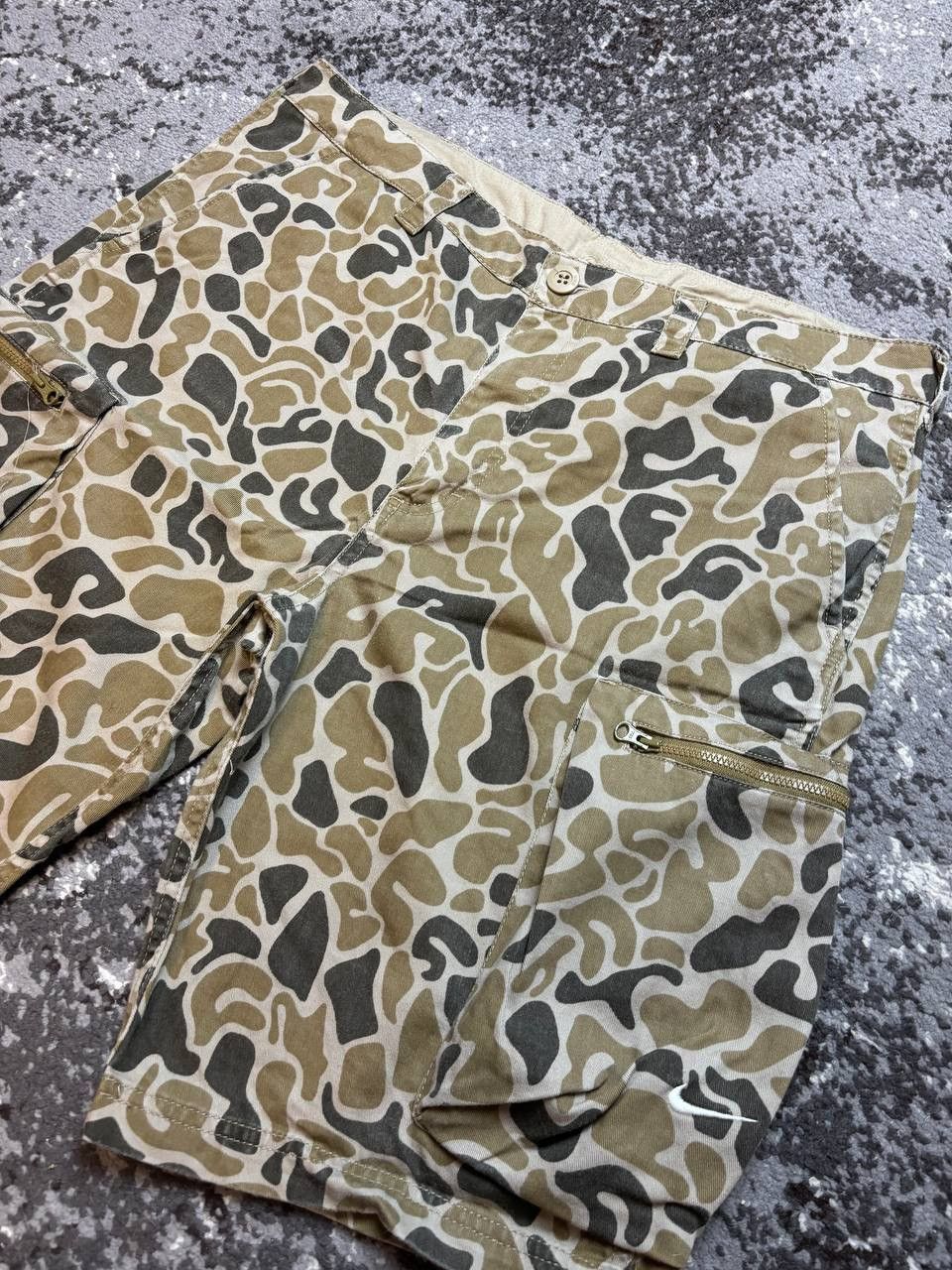 Nike × Vintage Vintage Y2K Nike Adept Military Camo Cargo Swoosh Shorts Size US 32 / EU 48 - 2 Thumbnail