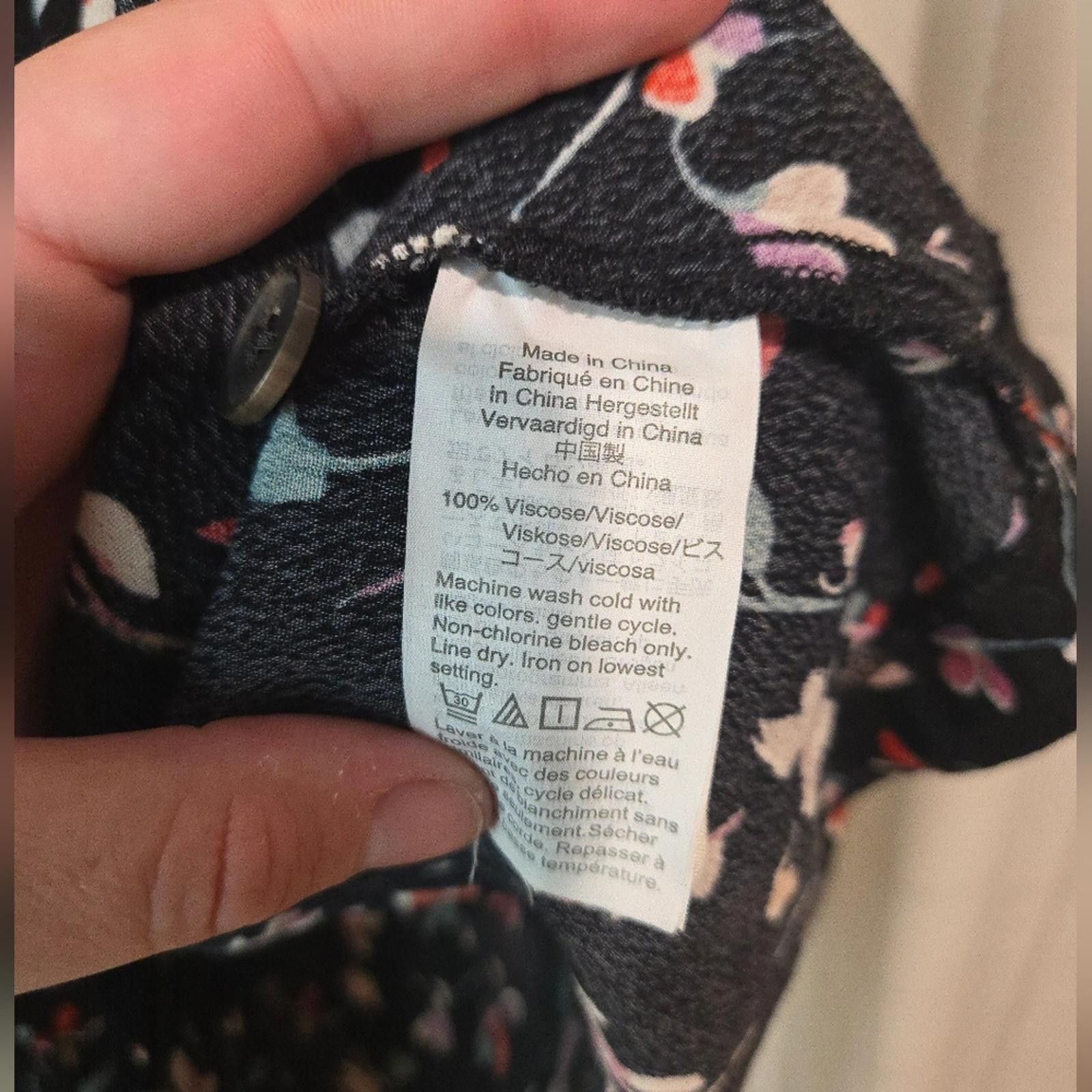 Madewell Madewell V-Neck Button-Front Mini Dress in Drifting Flowers Size XS / US 0-2 / IT 36-38 - 5 Thumbnail
