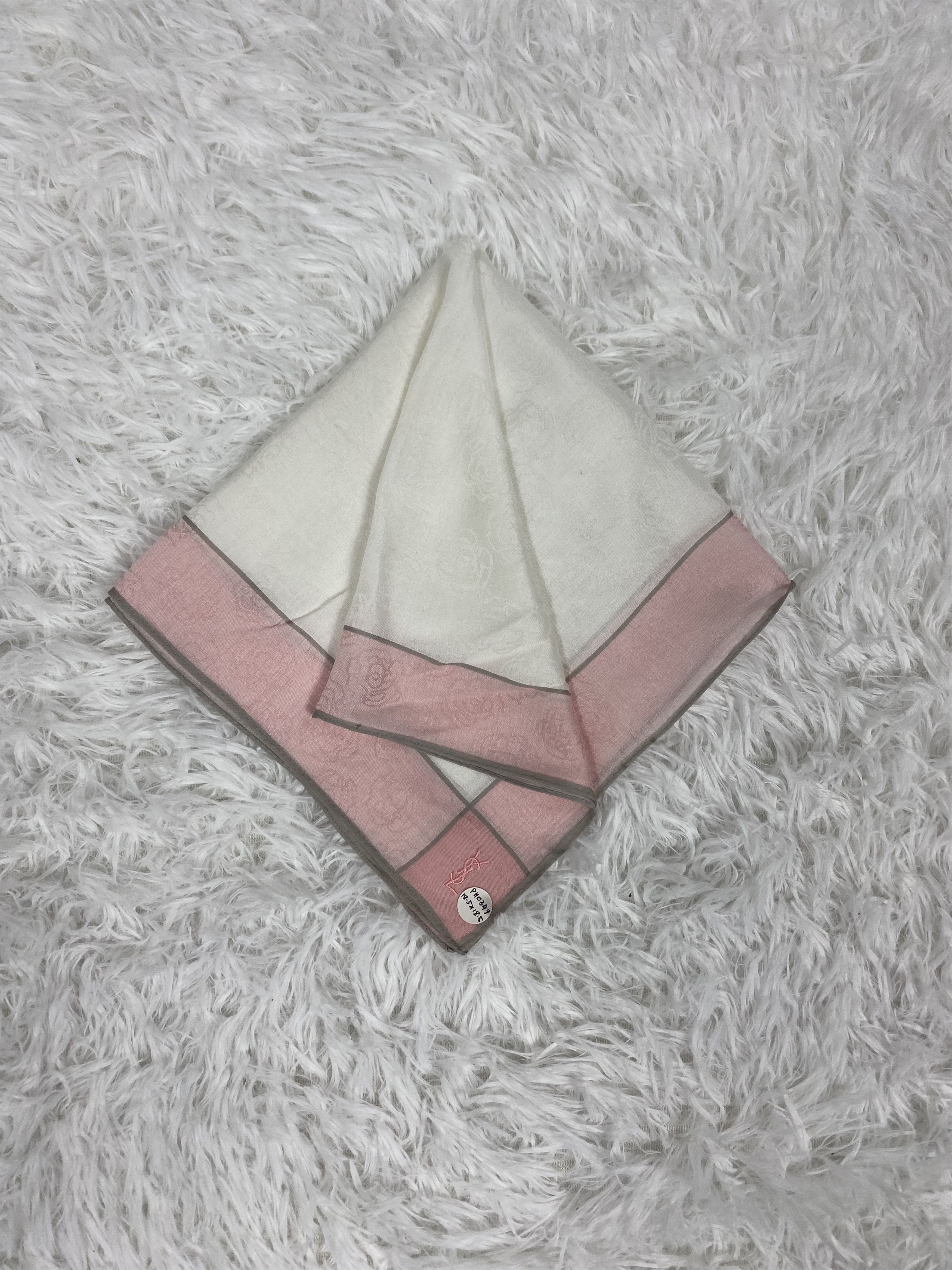 Vintage × Yves Saint Laurent Vintage Yves Saint Laurent Handkerchief Neckerchief PH0347 Size ONE SIZE - 1 Thumbnail