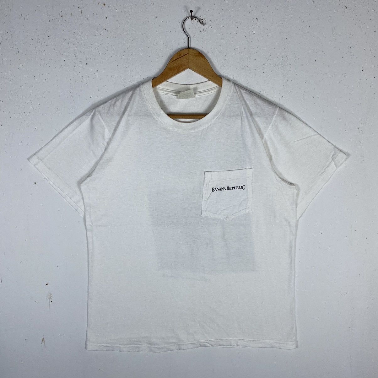 Banana Republic Vintage 90’s BANANA REPUBLIC Safari & Travel Graphic Tee Size US M / EU 48-50 / 2 - 5 Thumbnail