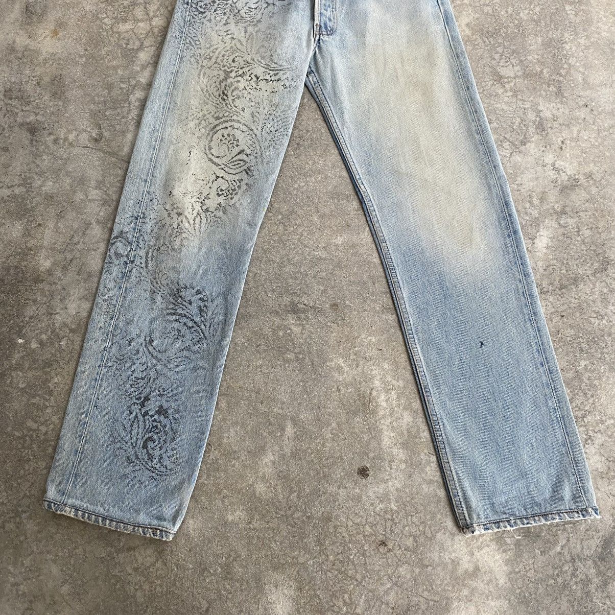 Levi's Vintage 90’s Levis 501 x Dorobo Nikki Printed Blue Jeans Size US 30 / EU 46 - 4 Thumbnail