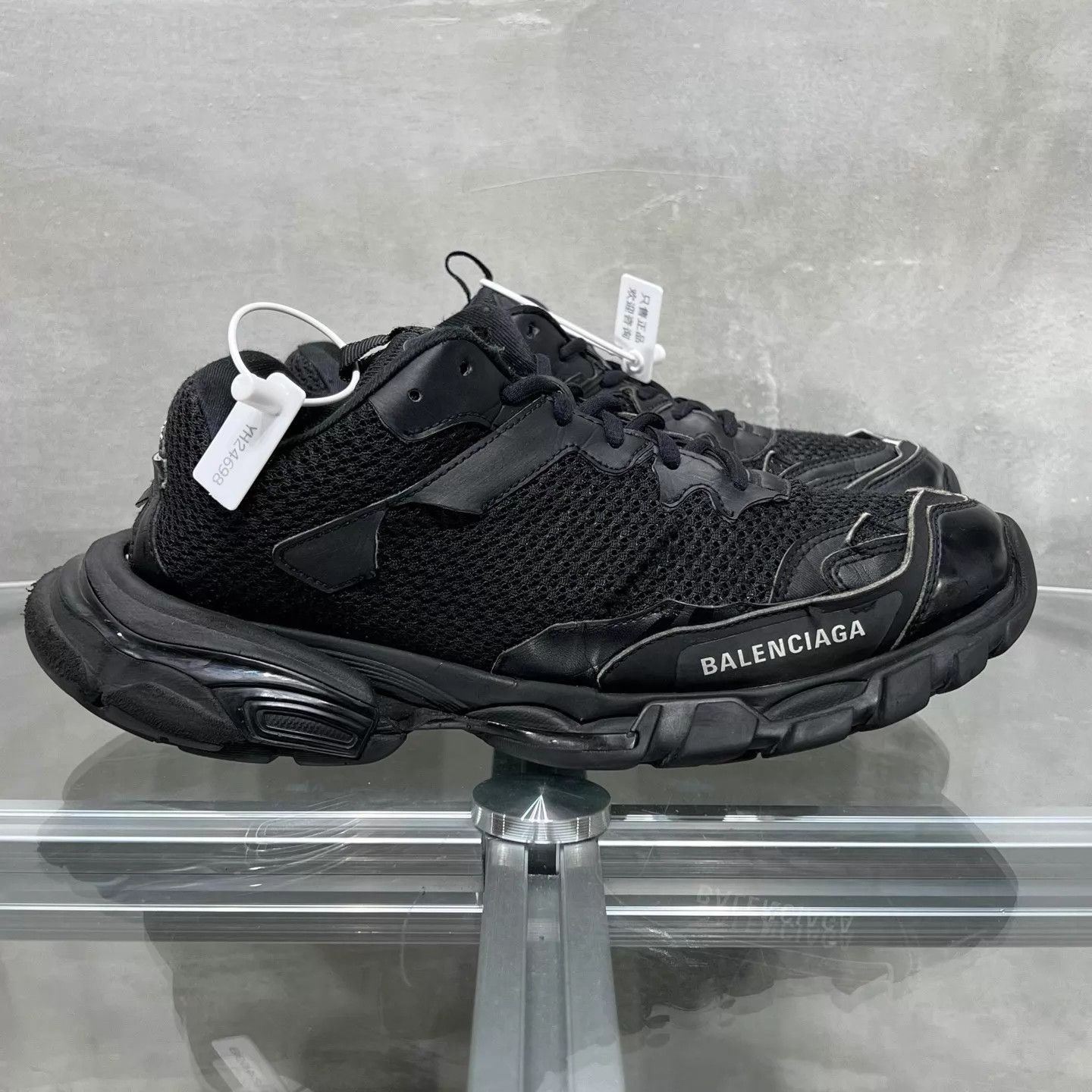 Balenciaga Balenciaga BLCG TRACK3.0 Black 41 Size US 8 / EU 41 - 4 Thumbnail
