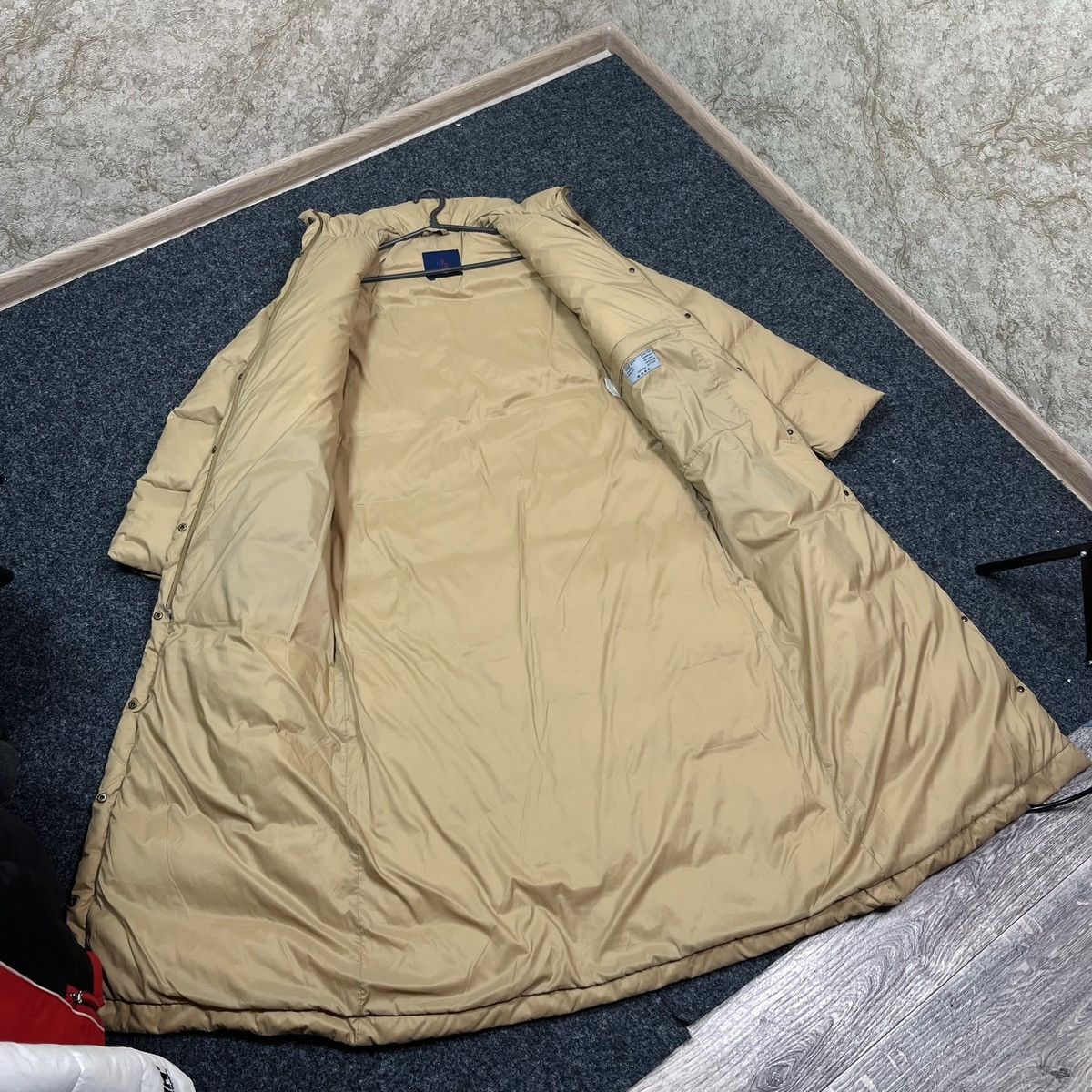 Moncler Moncler Vintage Down Coat Jacket long Size L / US 10 / IT 46 - 11 Thumbnail