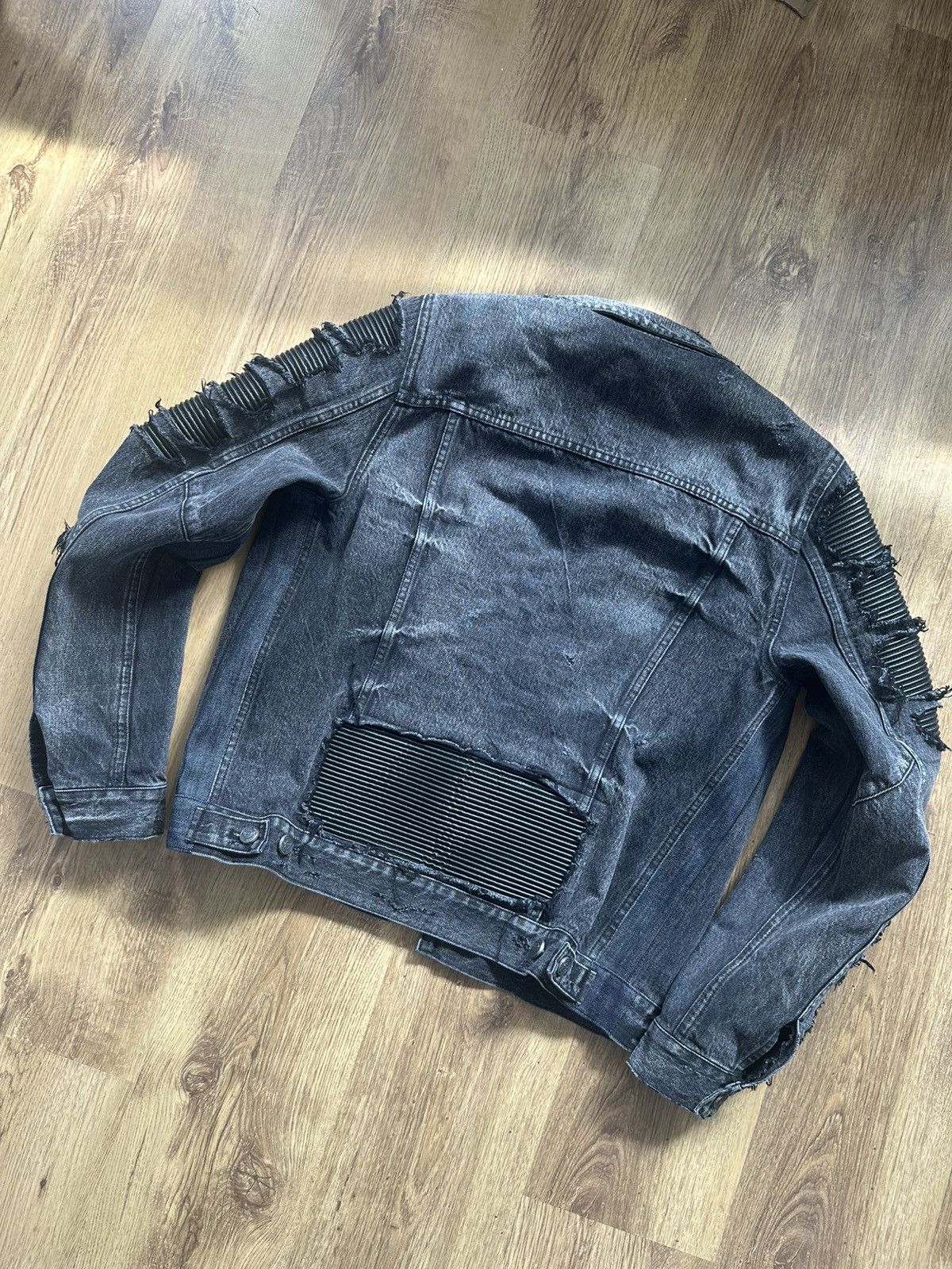 Balmain Balmain Denim Destroyed Jacket Size US L / EU 52-54 / 3 - 2 Thumbnail