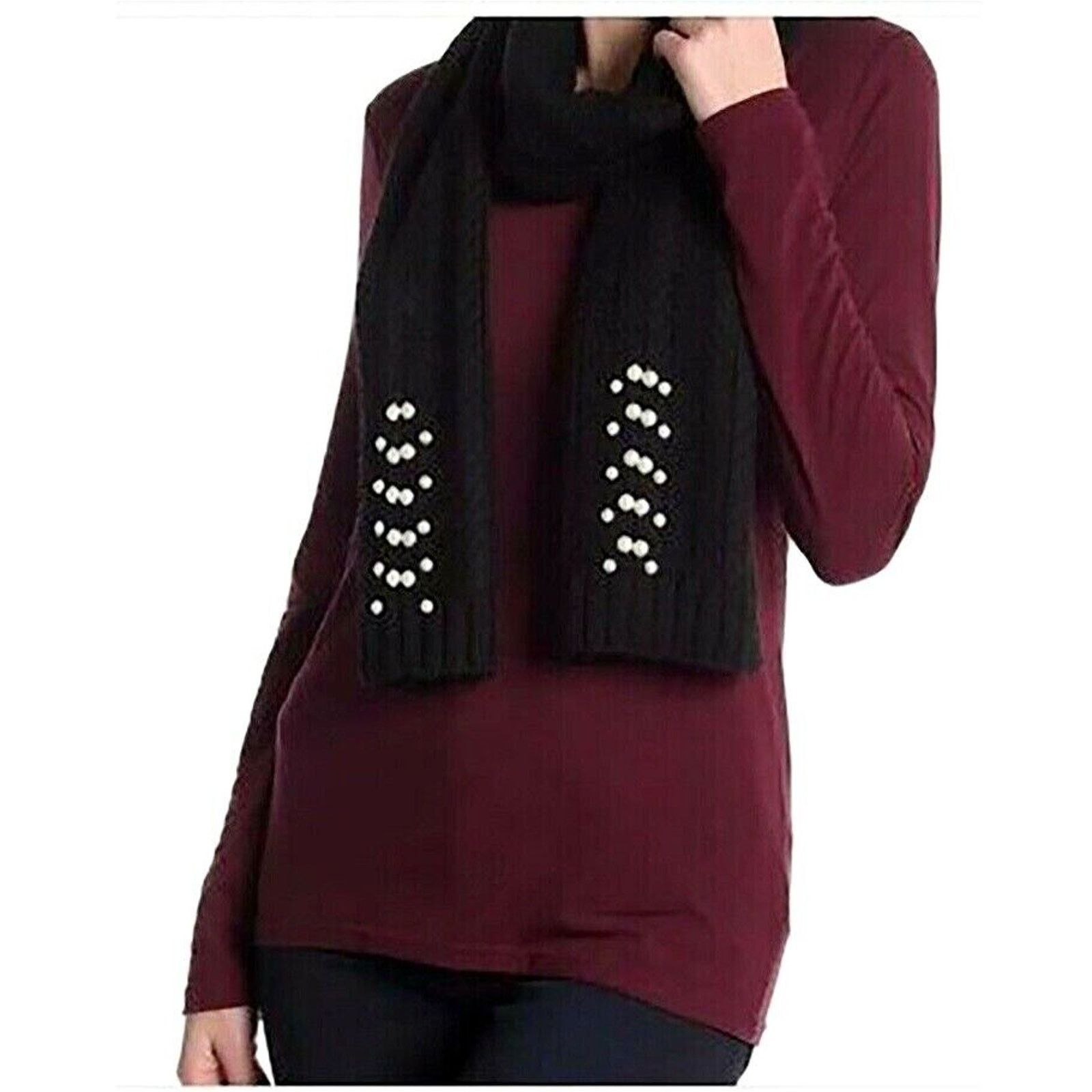Badgley Mischka Women Black Wool Cable Knit Classic Scarf