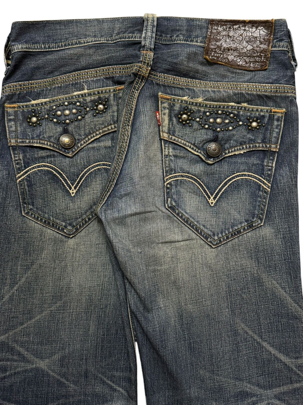 Levi's Vintage 90s Levis 502 Faded Whiskers Wash Distress Relaxed Size US 33 - 5 Thumbnail