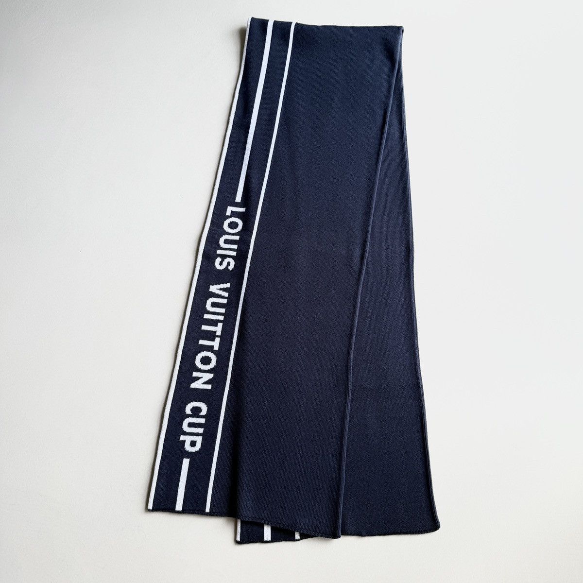 Louis Vuitton Louis Vuitton Cup Scarf Size ONE SIZE - 1 Thumbnail