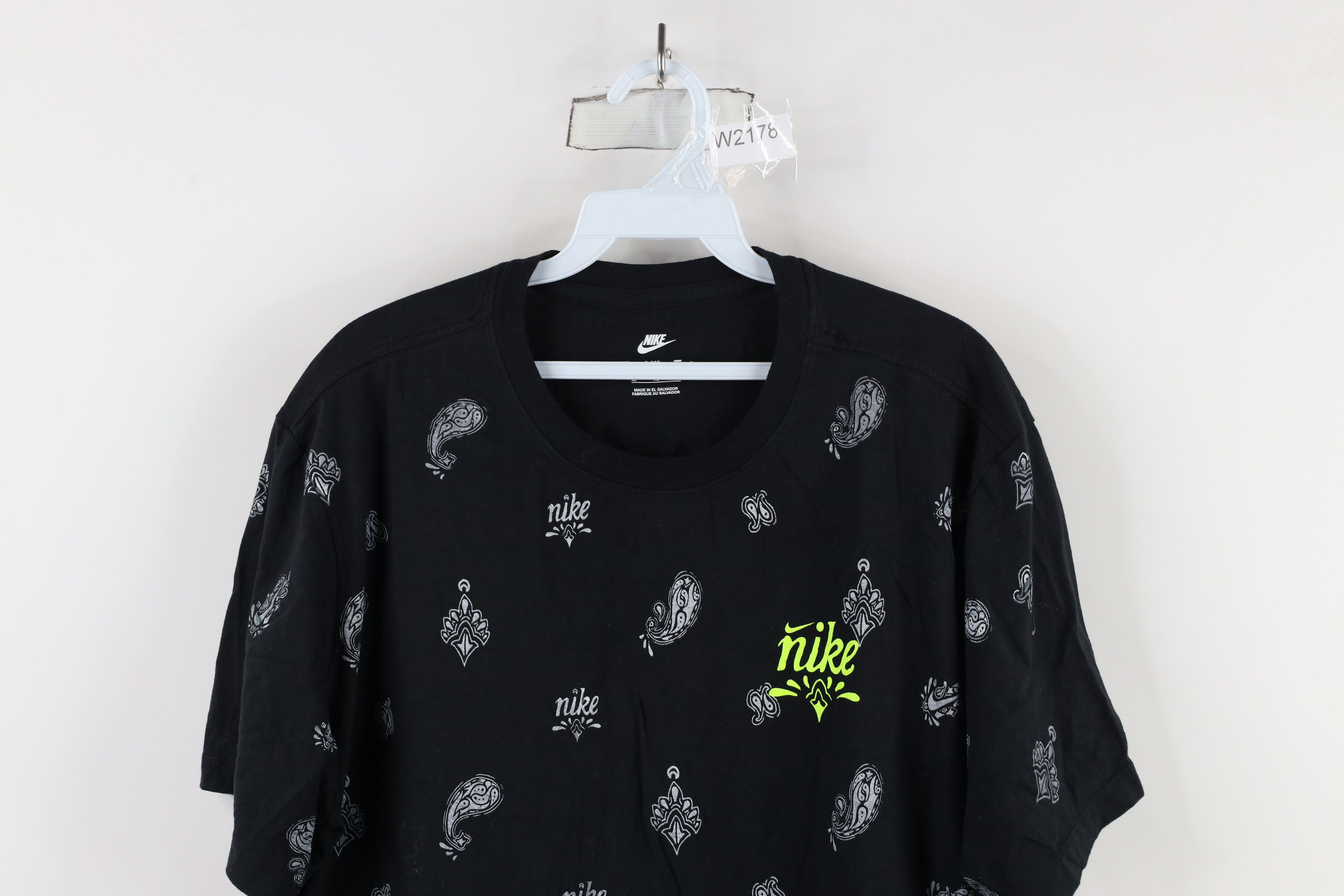 Nike × Vintage Nike Script Geometric Paisley All Over Print T-Shirt Black Size US XL / EU 56 / 4 - 2 Thumbnail