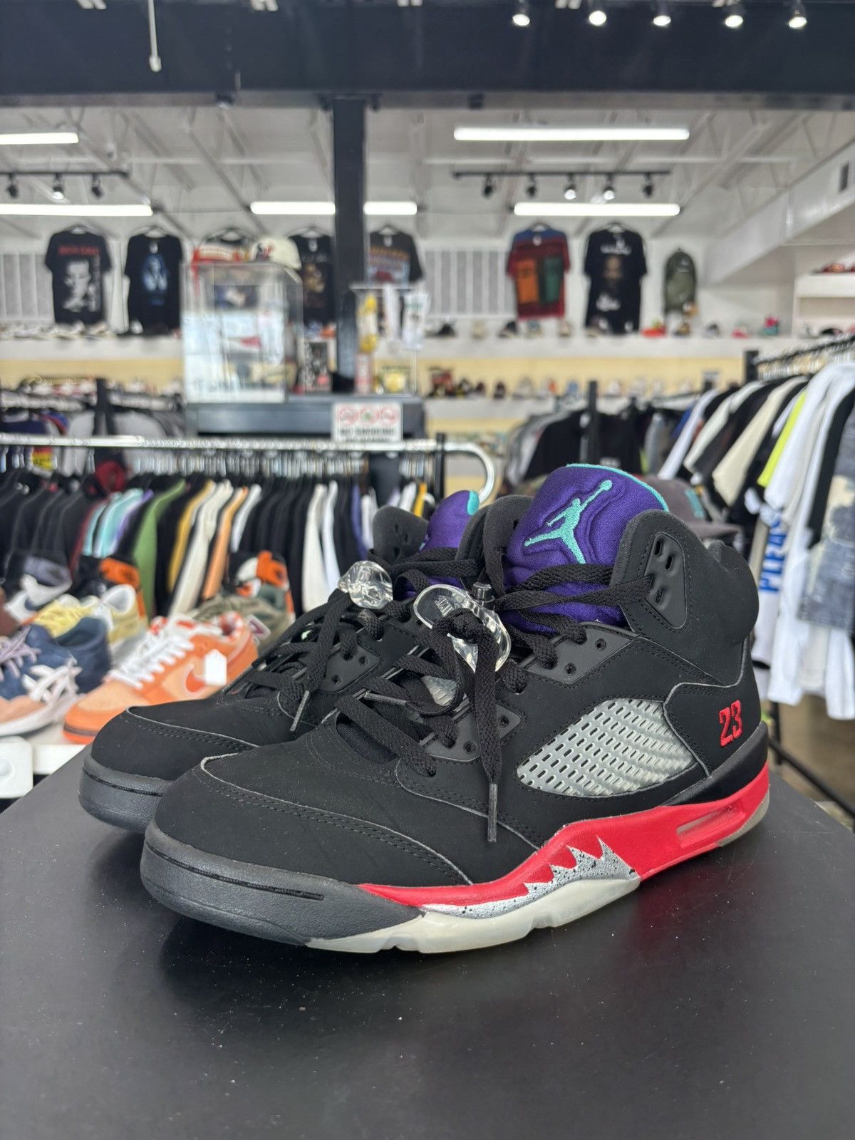Jordan Brand Air Jordan 5 Top 3 Sz. 9.5 (2020) Size US 9.5 / EU 42-43 - 1 Thumbnail