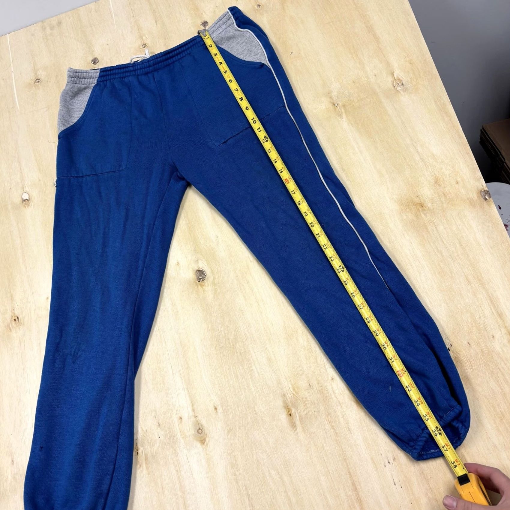 Vintage Line Up Sweatpants Mens L Blue Fleece Joggers Elastic Waist Pockets Regular Fit Adult Size US 33 - 6 Thumbnail