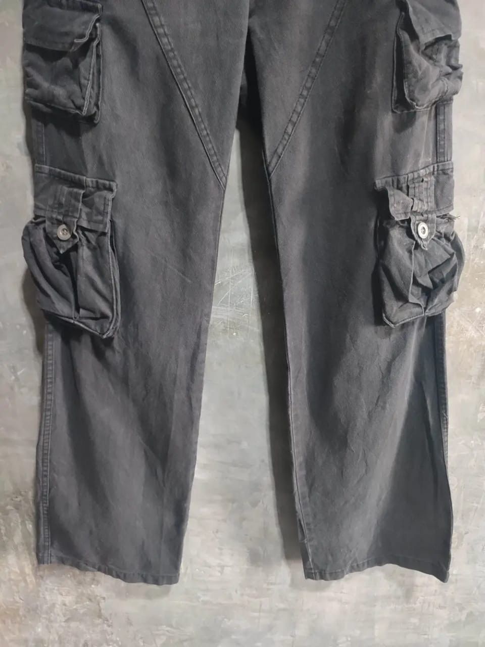 Other Valley black wash Cargo 3D Multipocket Low rise Pants Size US 29 - 3 Thumbnail
