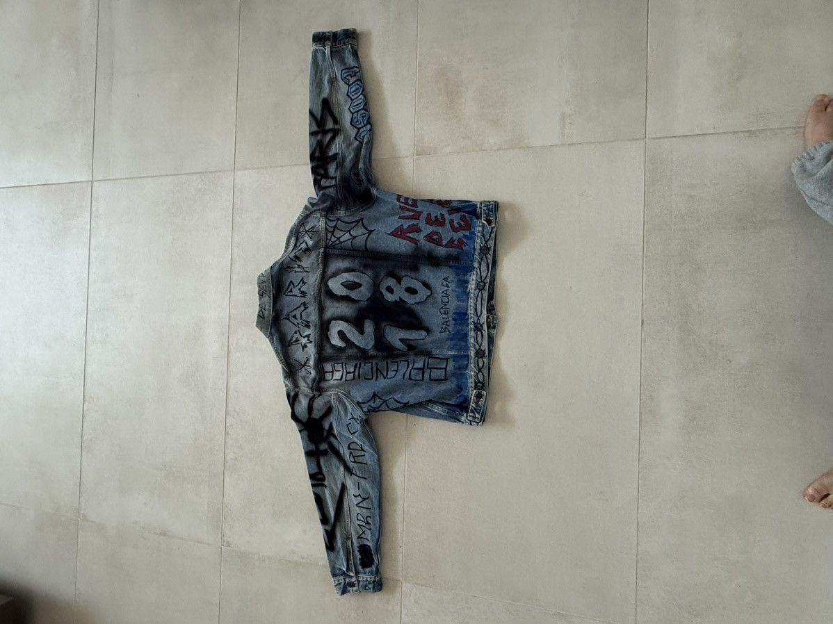Balenciaga Balenciaga Graffiti Denim Jacket Paris 75007 Size 52 Size US L / EU 52-54 / 3 - 5 Thumbnail