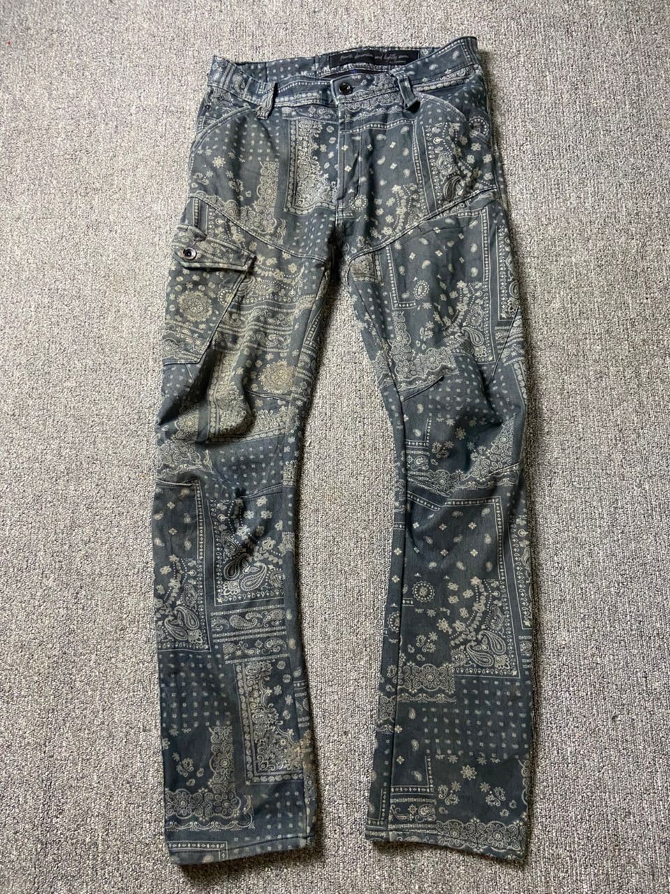 Japanese Brand Fieldcore Cargo Pants with Bandana Pattern (198) Size US 32 / EU 48 - 1 Thumbnail