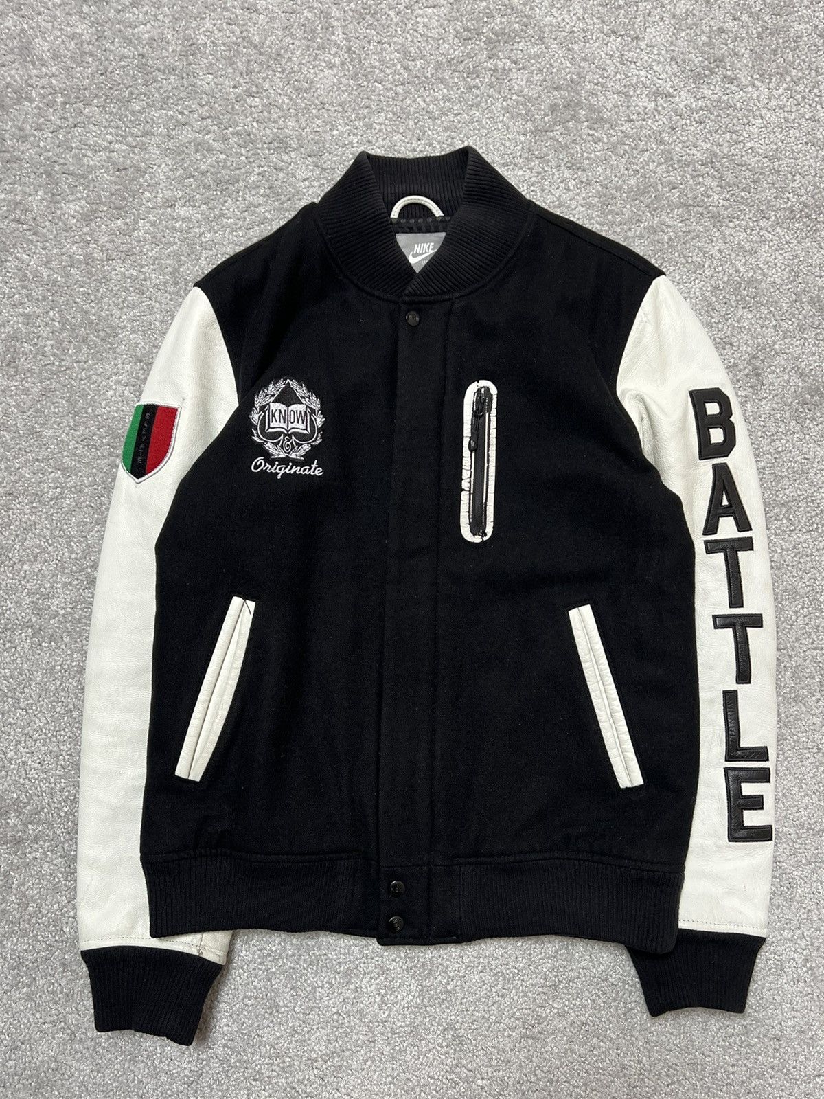 Nike Vintage Nike x Kobe Bryant Cow Leather Sleeve Bomber Jacket Size US M / EU 48-50 / 2 - 1 Thumbnail