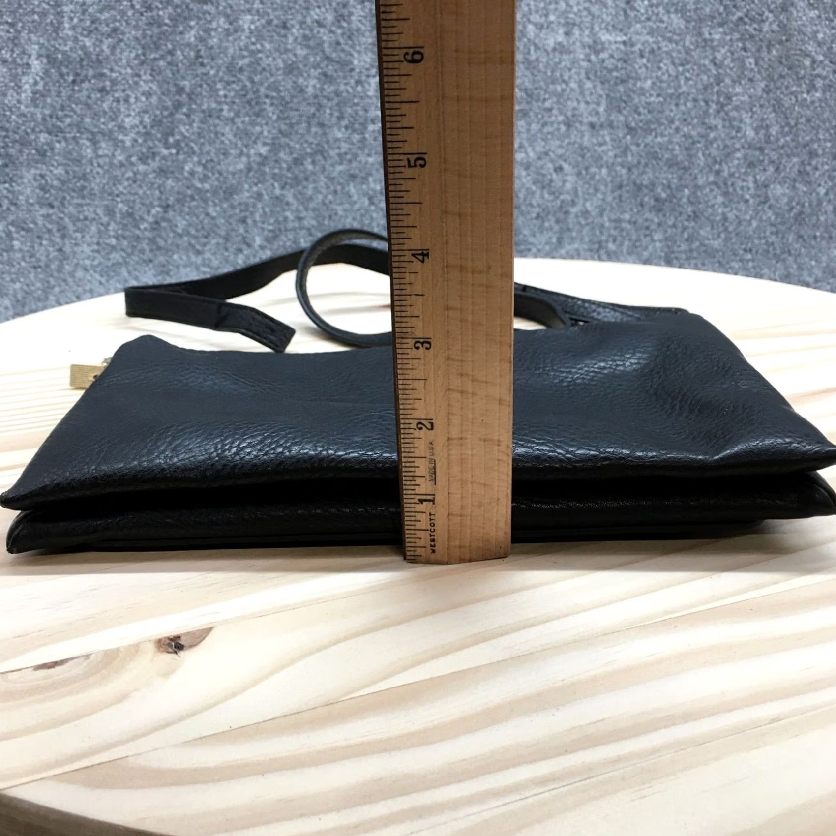 Juicy Couture Juicy Couture Black Crossbody Bag Adjustable Strap Faux Leather Casual Women Small Crossbody Bag Wristlet Size ONE SIZE - 4 Thumbnail