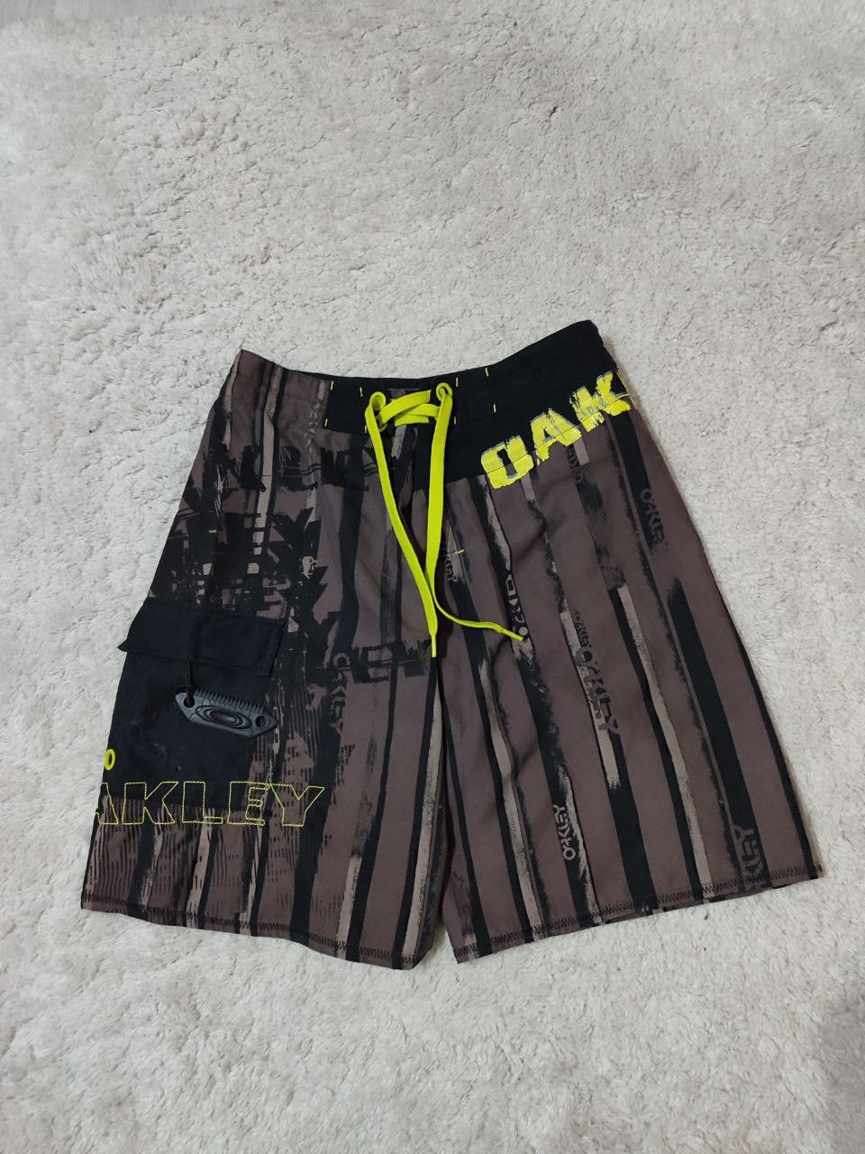 Japanese Brand × Oakley × Vintage 🧟‍♀️ Vintage Archival Oakley Shorts Rare Size US 30 / EU 46 - 1 Thumbnail