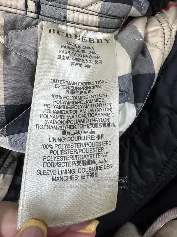 Burberry Burberry Black Cotton Check Quilted Jacket. Size M / US 6-8 / IT 42-44 - 4 Thumbnail