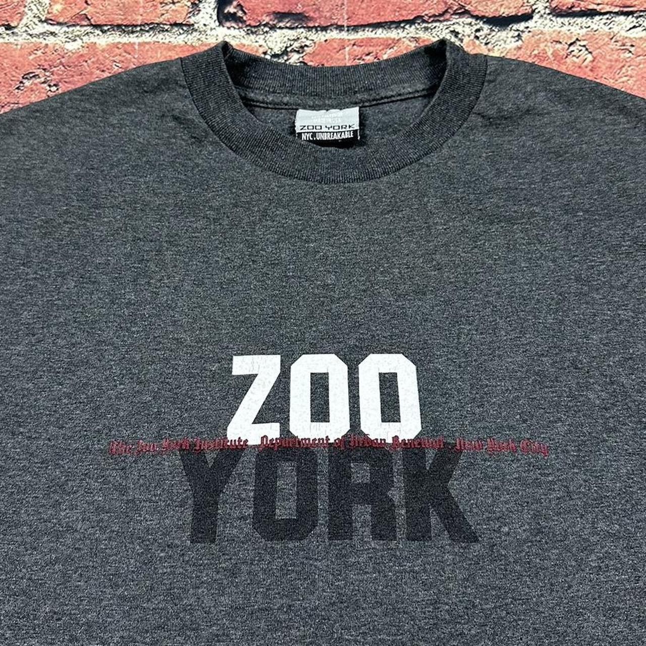 Zoo York Vintage 90s Zoo York Skateboards T-Shirt NYC Unbreakable Y2K Size US M / EU 48-50 / 2 - 3 Thumbnail