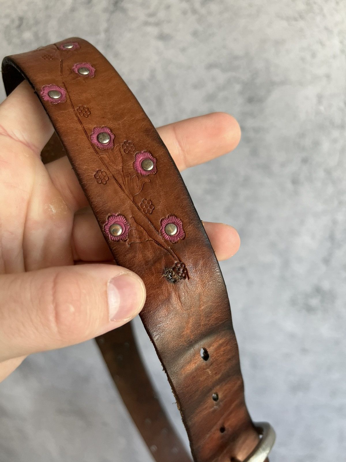 Genuine Leather Vintage Genuine Leather Brown Studded Flower Belt Womens Size ONE SIZE - 12 Thumbnail